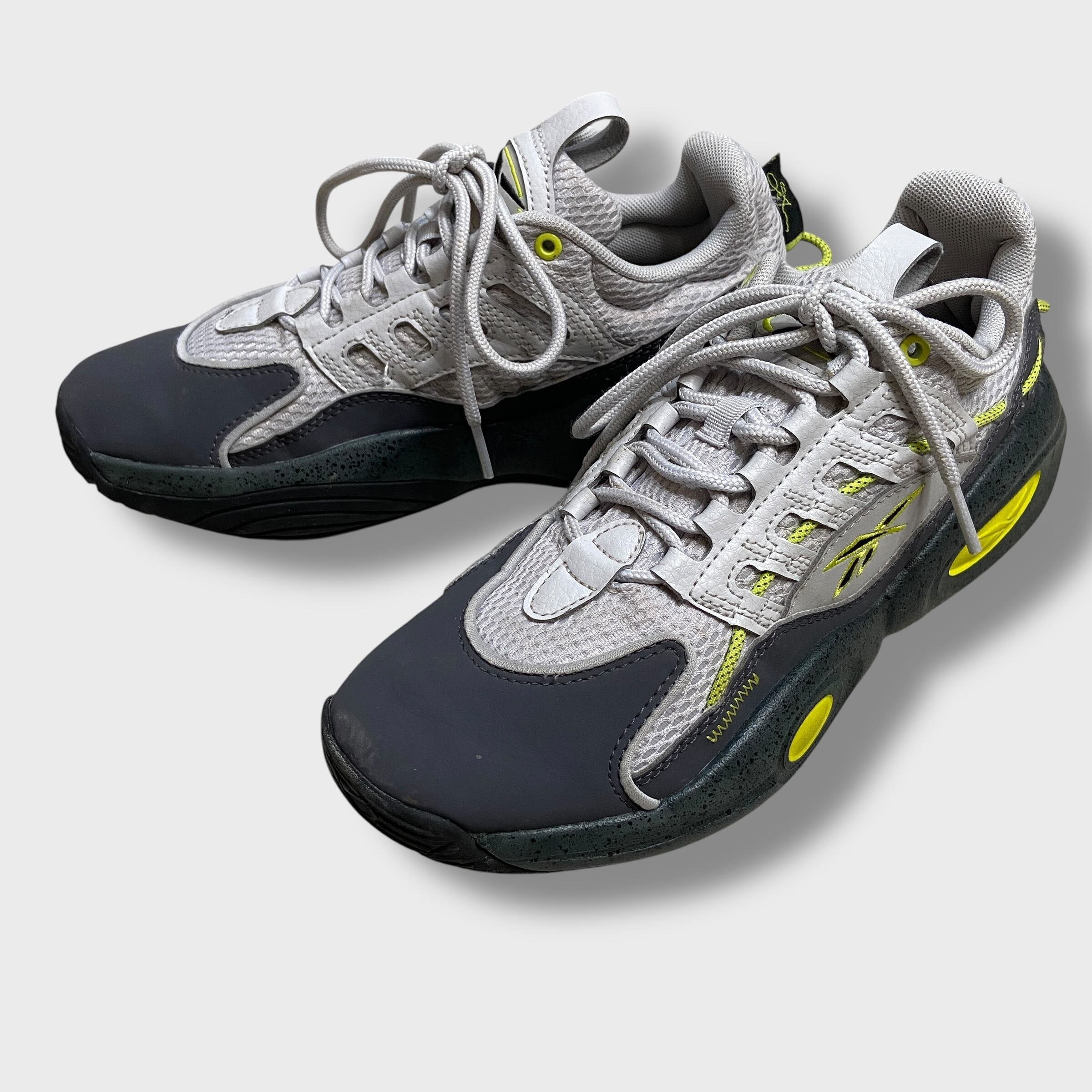 靴 23.5 Reebok ソリューション ミッド シルバーグレー 23.5cm | 古着屋 Uan