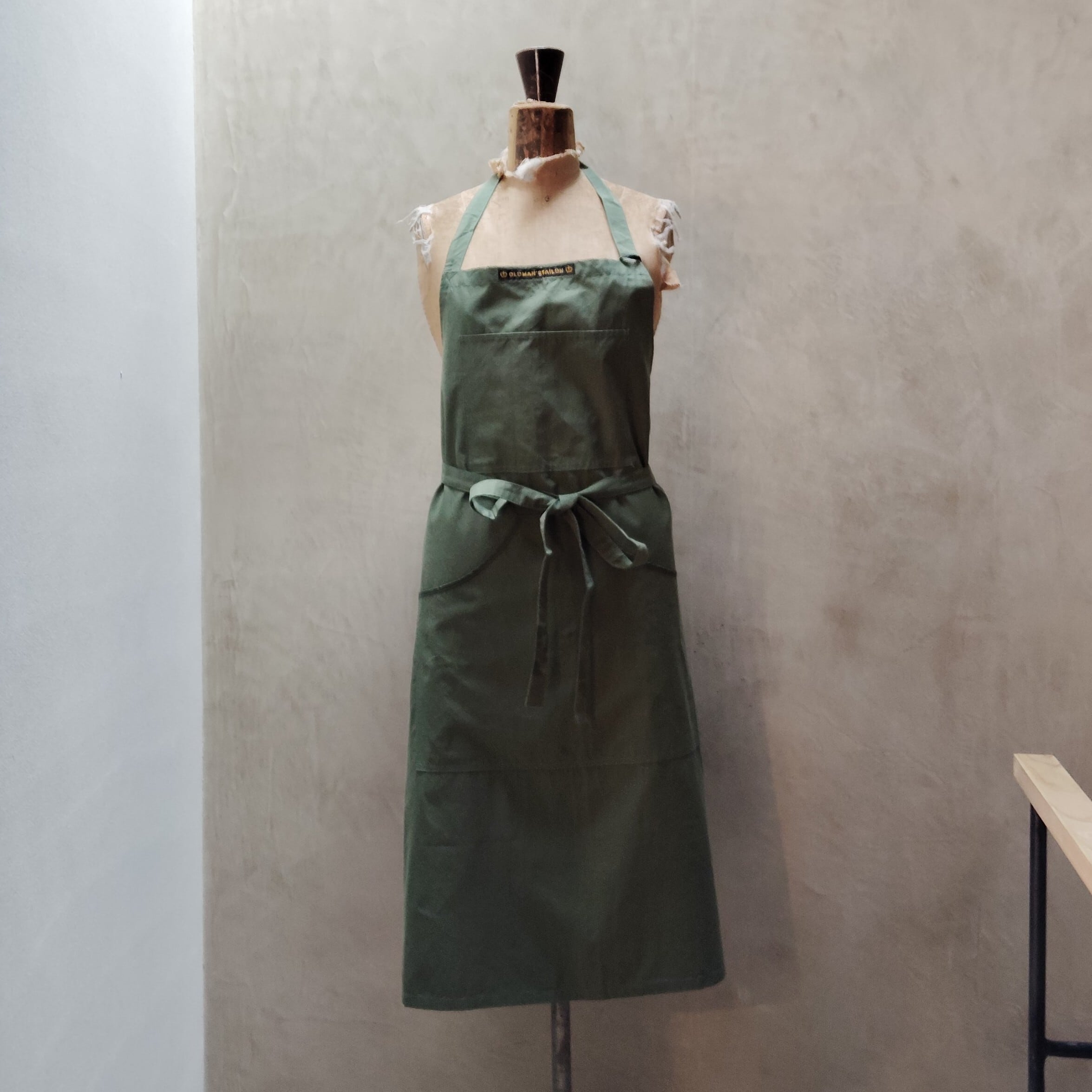 R&D.M.Co-/OLDMANS TAILOR キャンバスリネンエプロン OLDMAN'S TAILOR | Routes*Roots R&D.M.Co-/OLDMANS TAILOR キャンバス