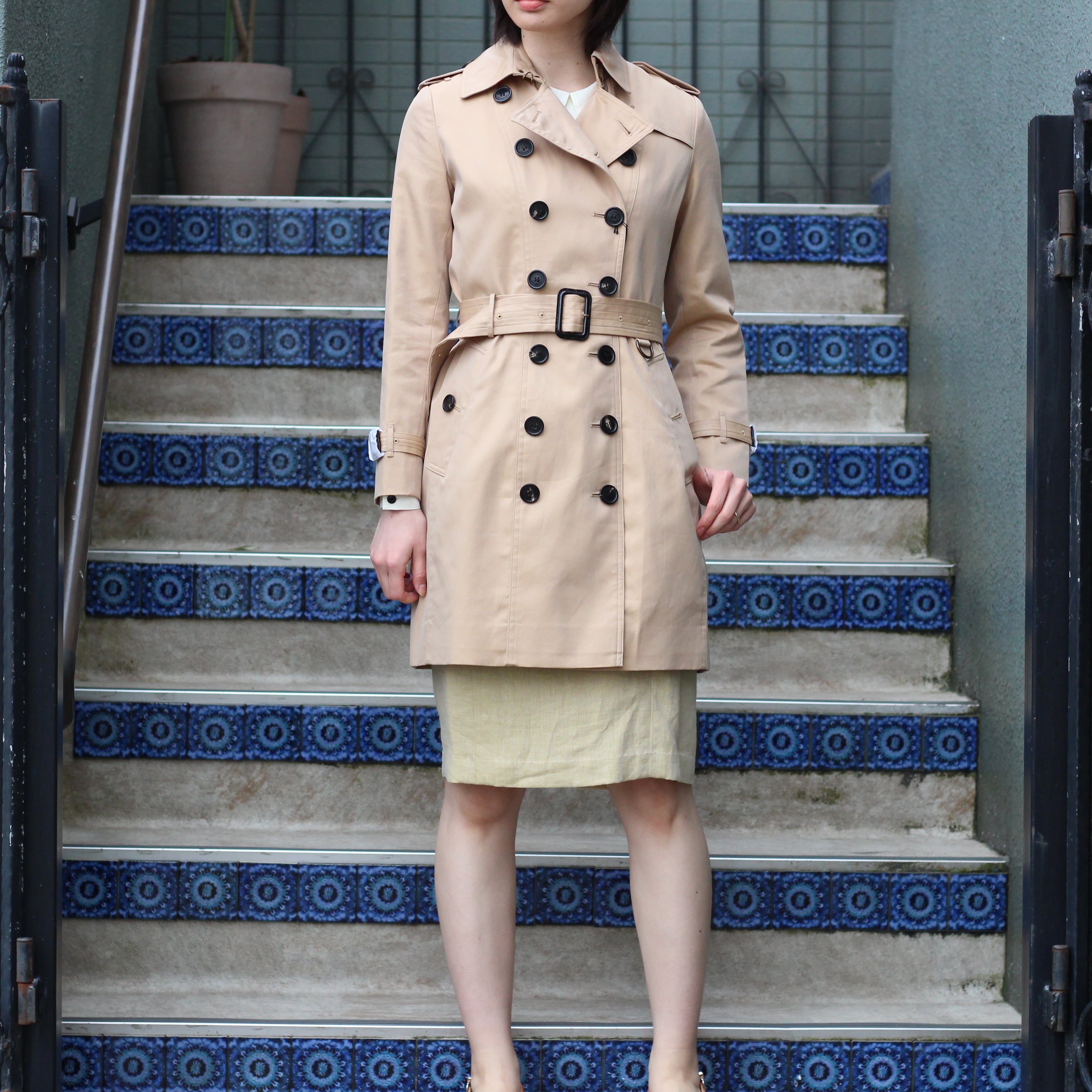 BURBERRY LONDON ENGLAND THE CHELSEA LONG TRENCH COAT MADE IN