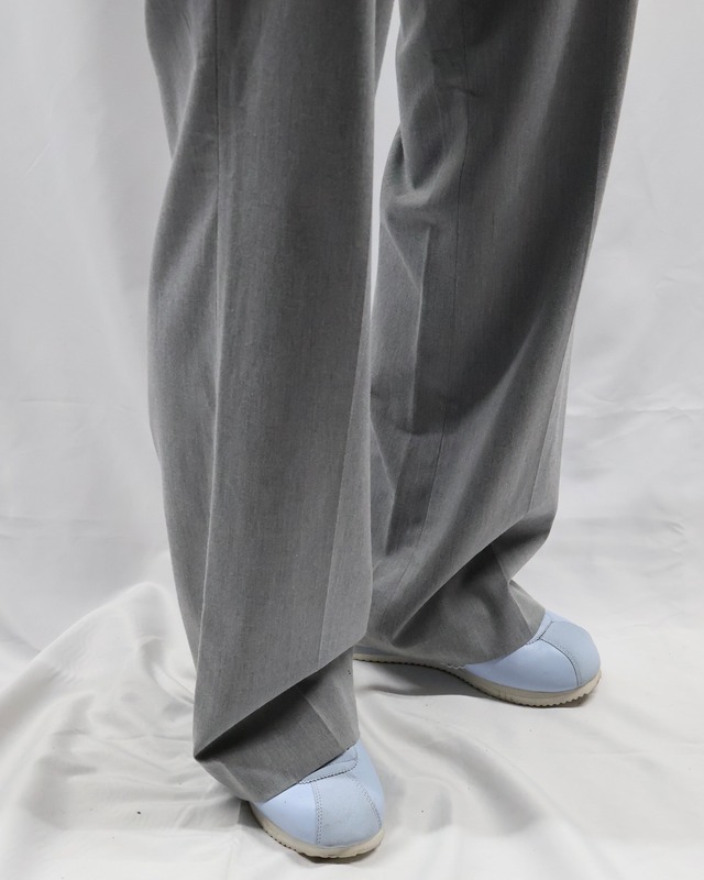 No-Tuck Gray Straight Slacks