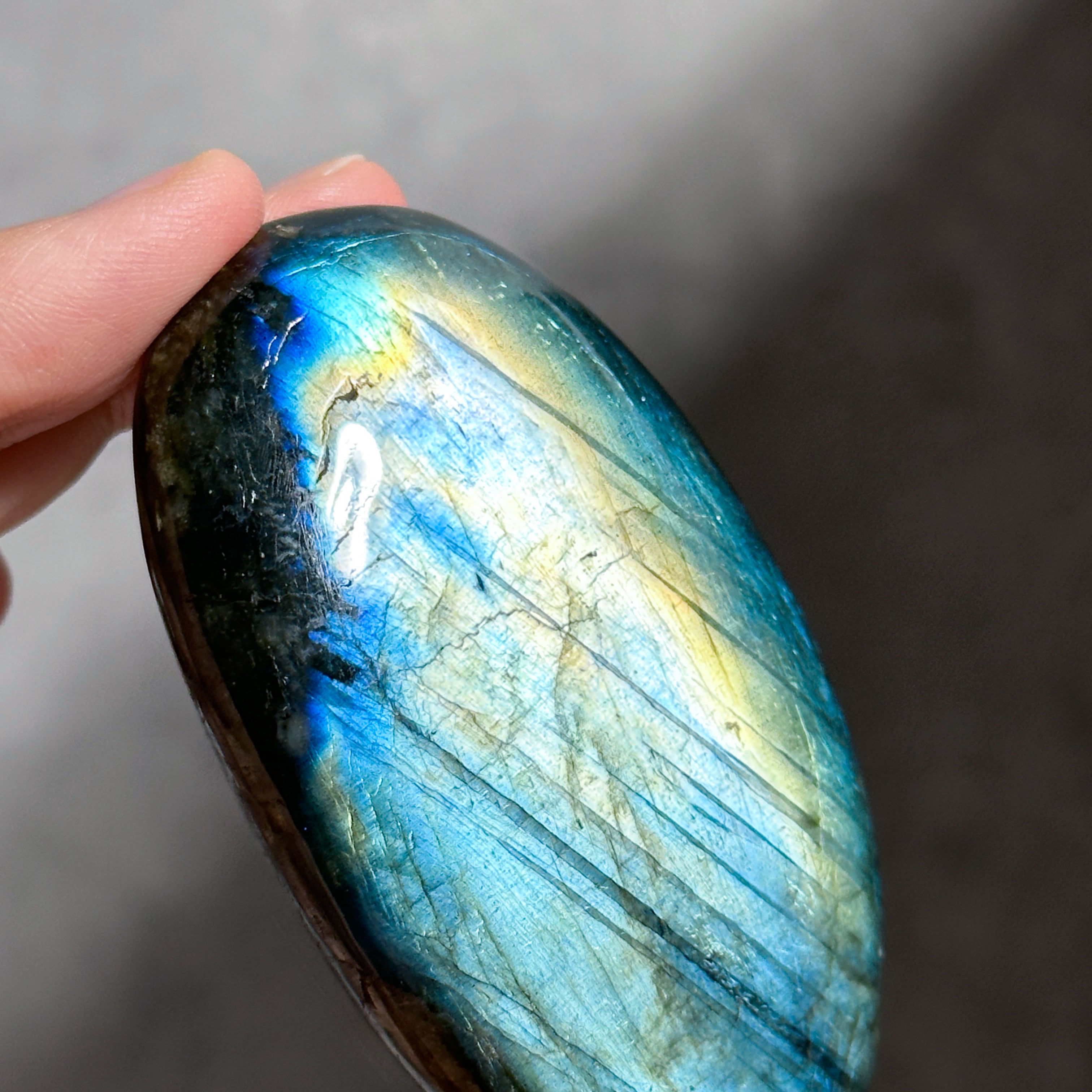 ラブラドライト パームストーン 25◇ Labradorite ◇天然石・鉱物