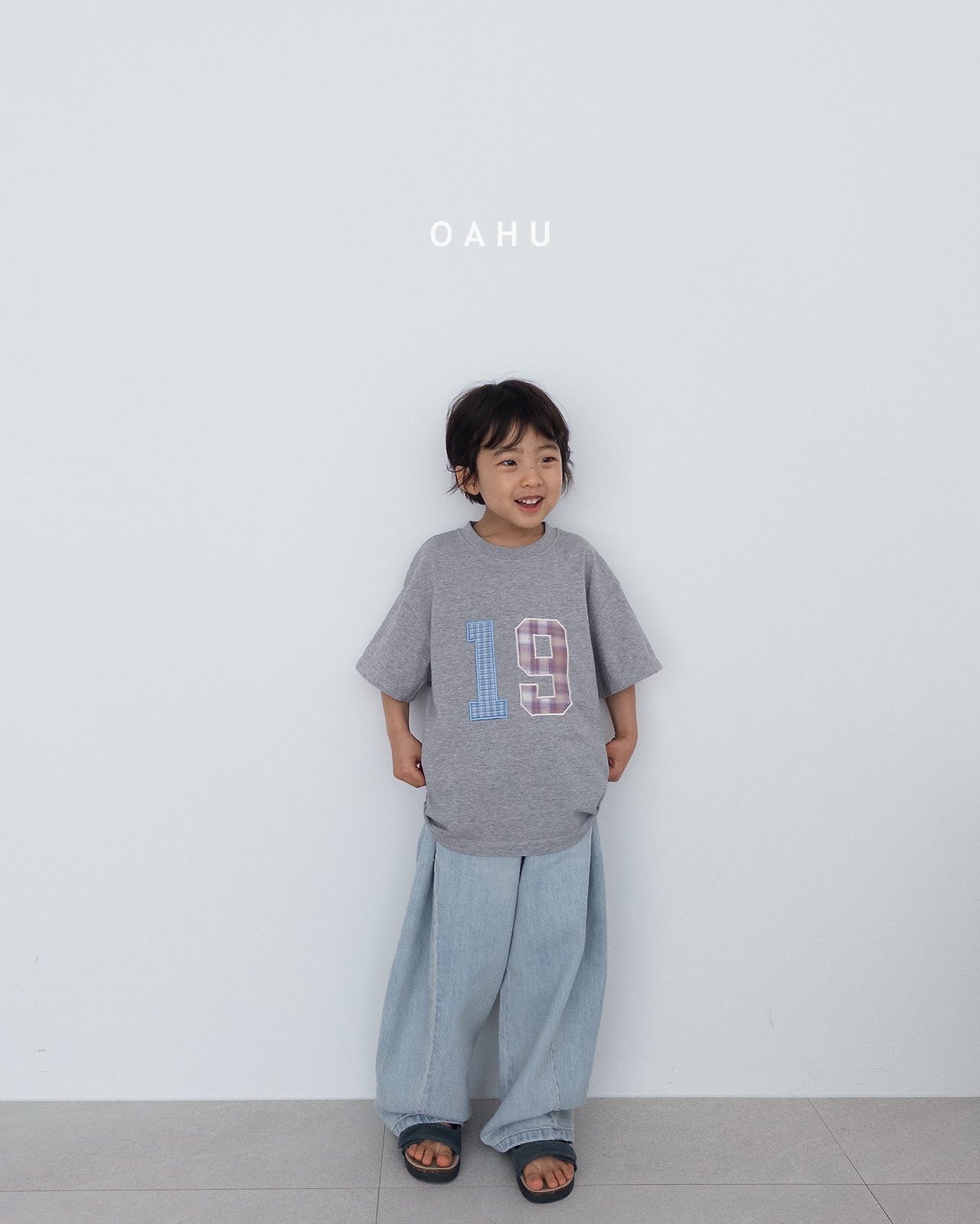 [OAHU] Checkered patch tee / [오아후] 체크패치티