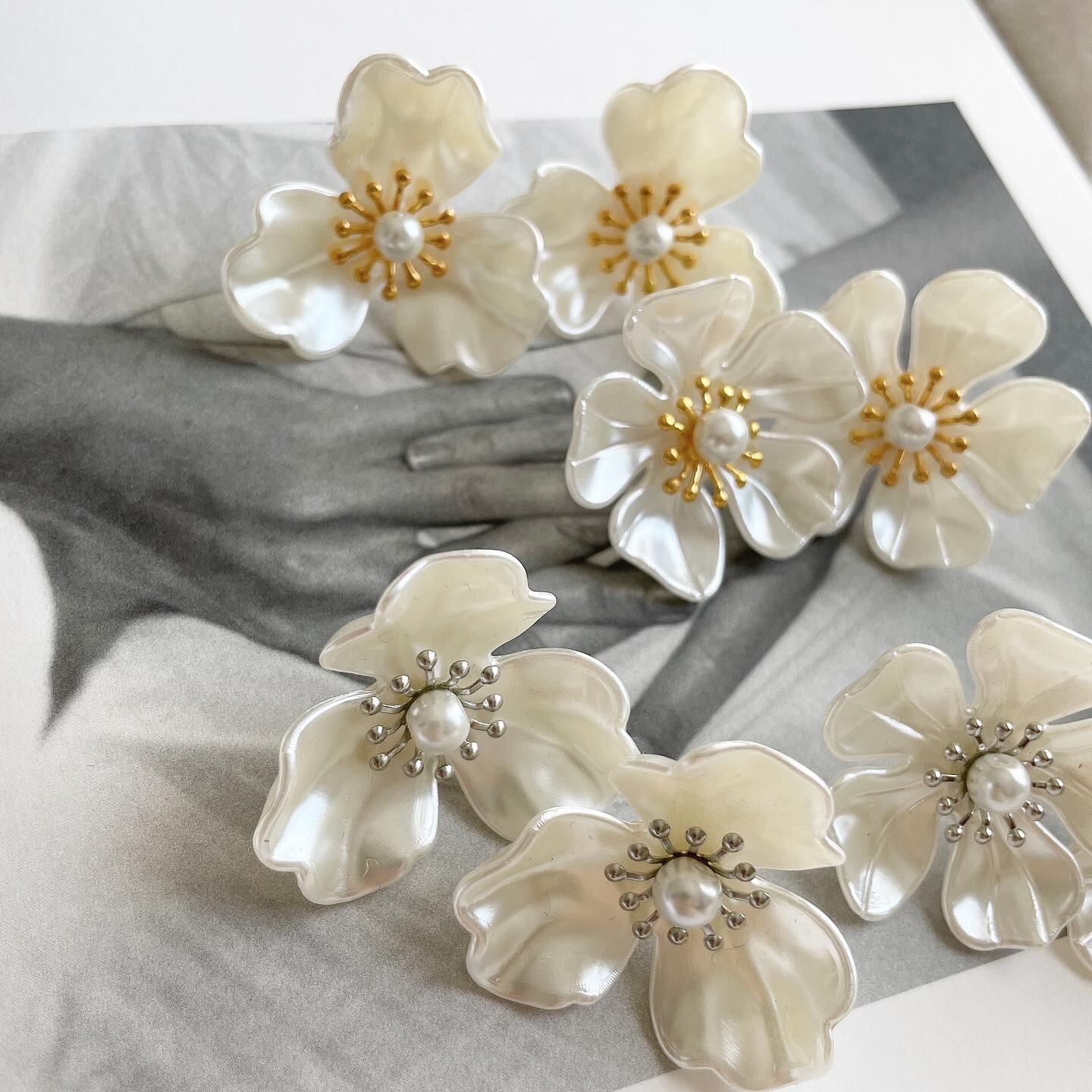 日本限定企画 大きなお花のイヤリング ゴールド ギフト包装 ハンドメイド Rspg Spectrum Eu