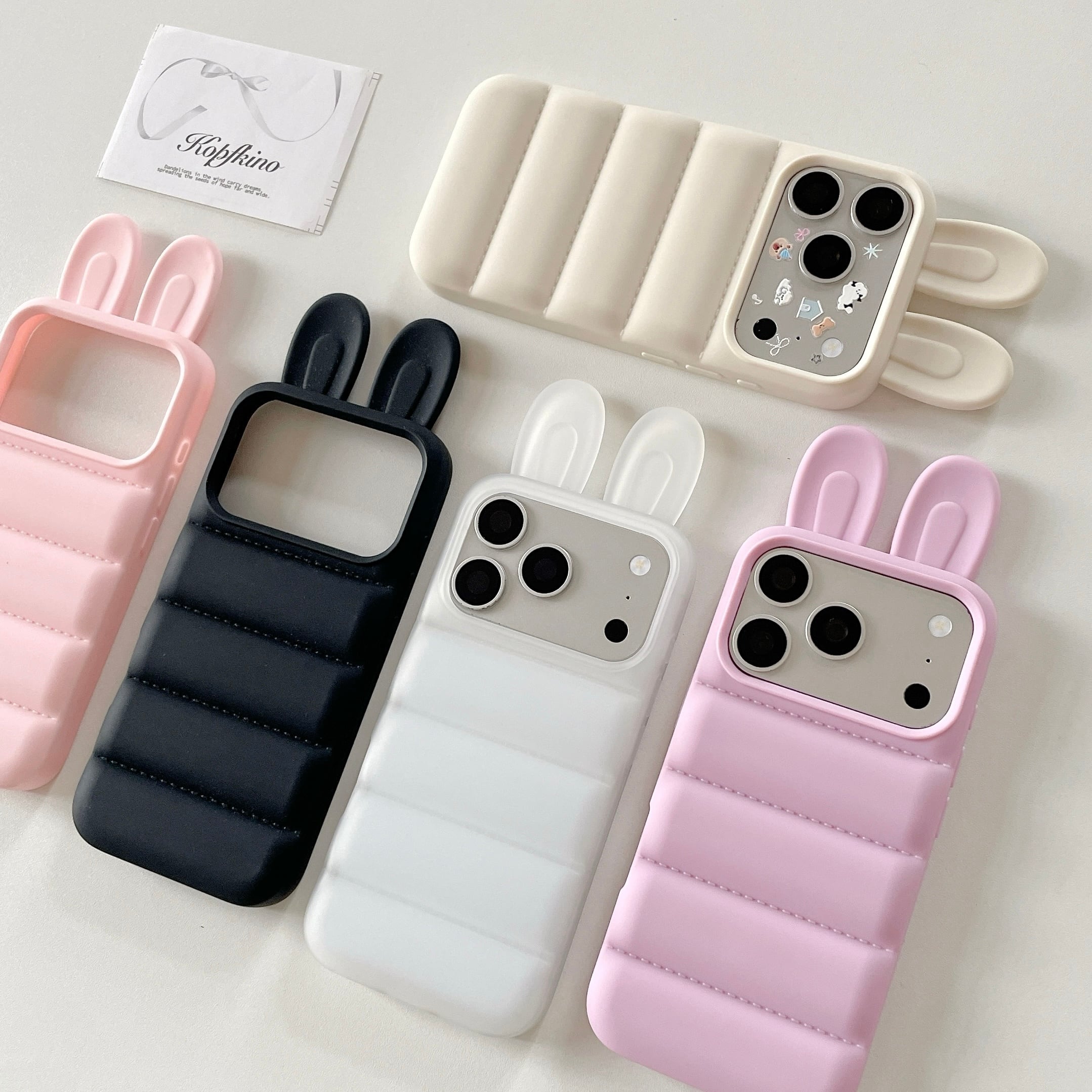 Bratz ウサギ耳 iPhone用ケース Amazon.com: VELVET CAVIAR x Bratz for iPhone 16 Pro Case