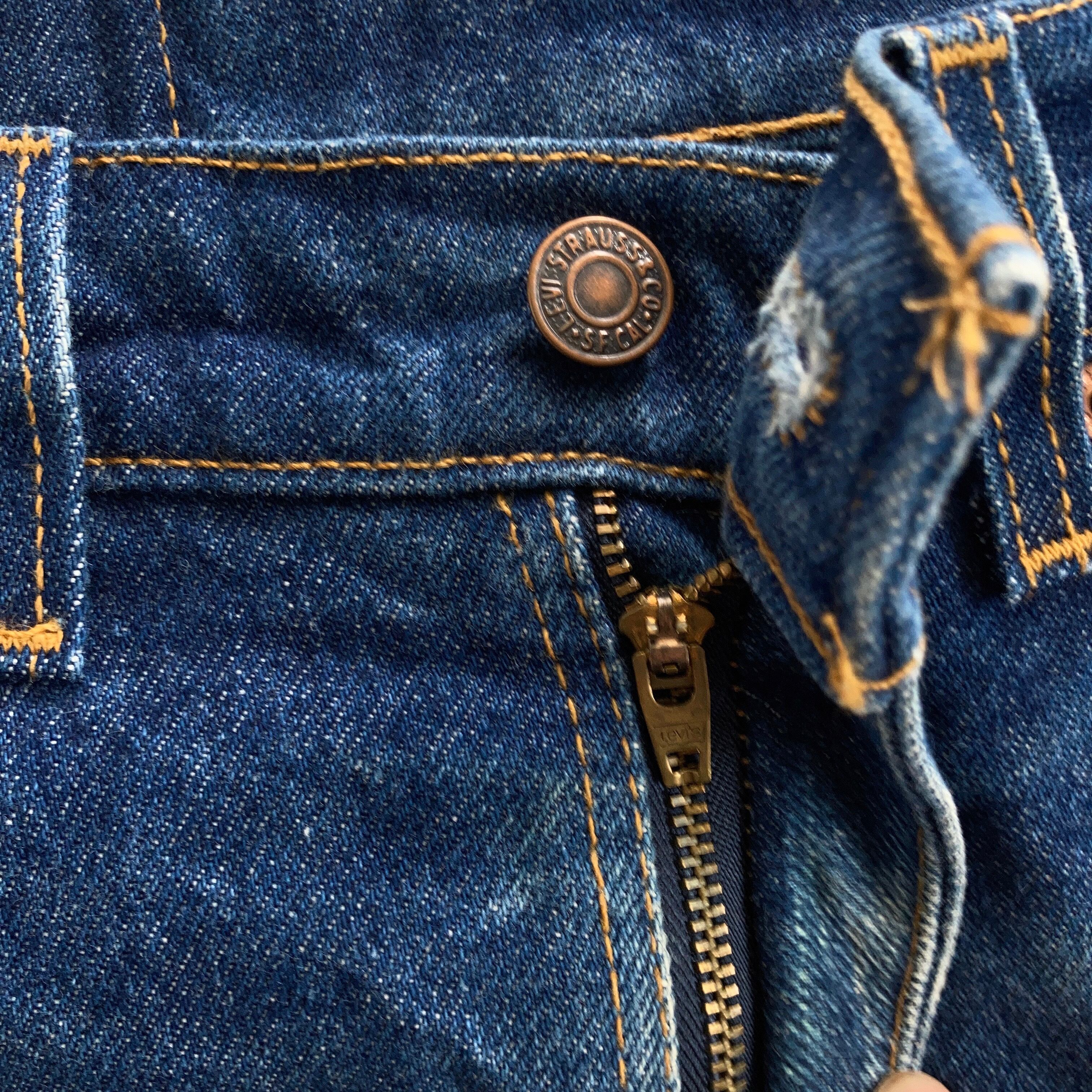 90's Levi's 505 色落ちデニムパンツ 鬼ヒゲ オレンジタブ USA製 90's Levi's 505 色落ちデニムパンツ 鬼ヒゲ オレンジタブ USA製