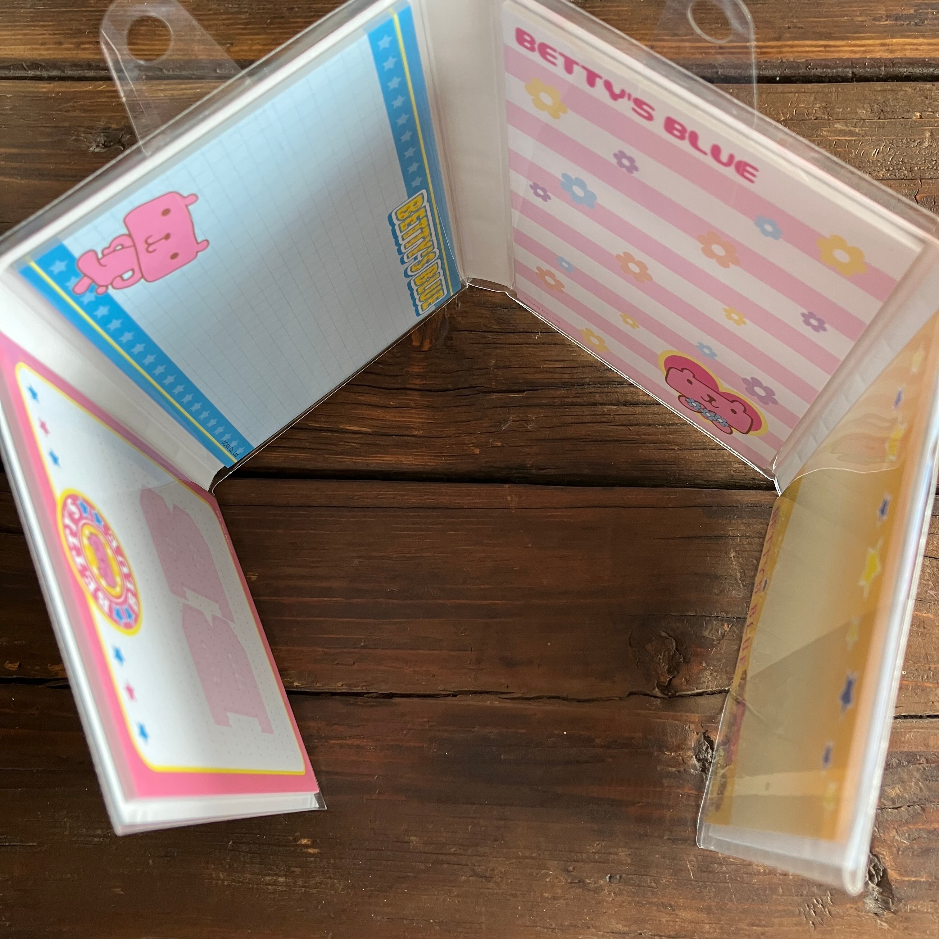 BETTY'S BLUE（べティーズブルー） パタパタメモ エイミーちゃん CA32