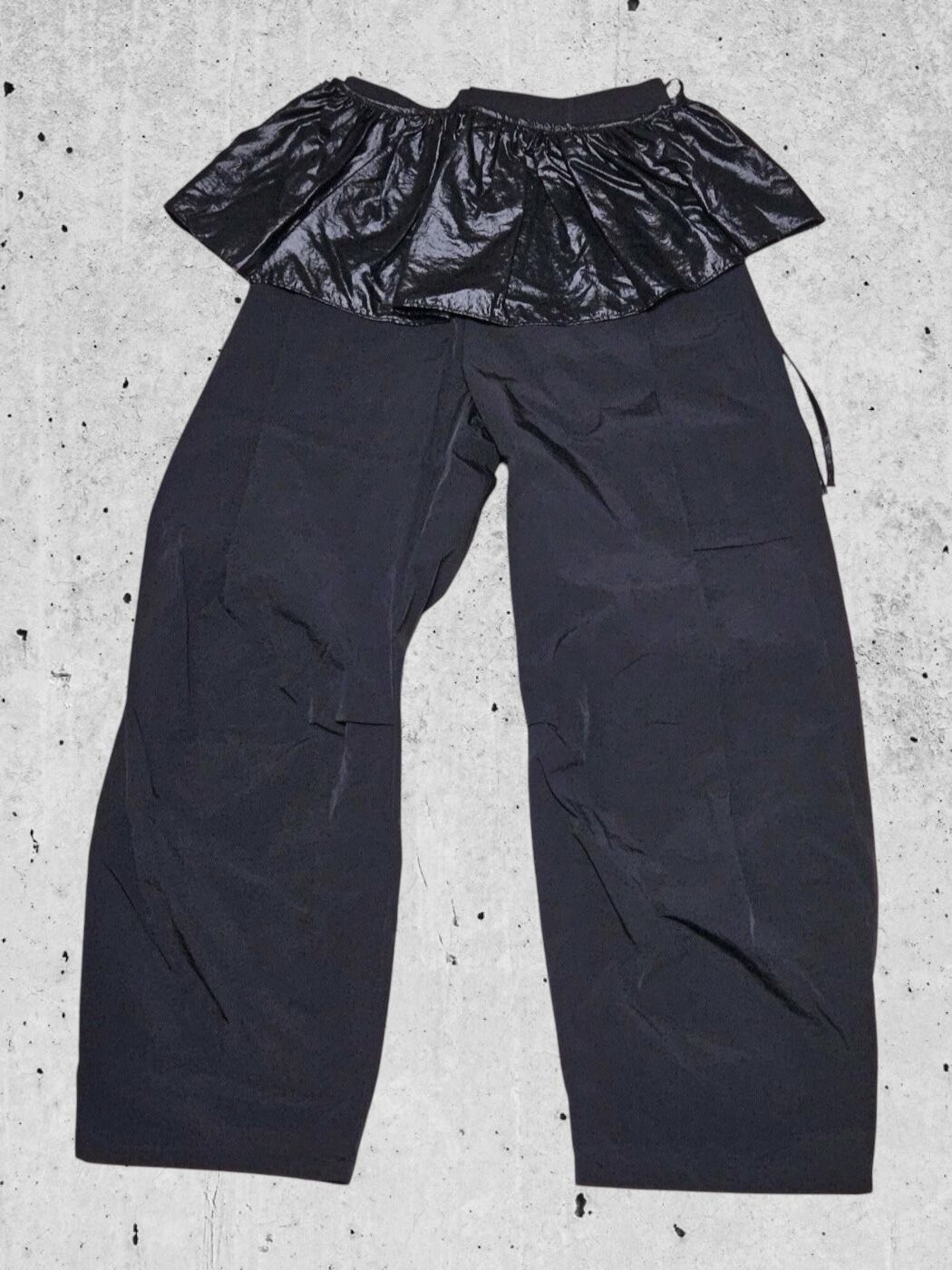 【realmad HECTIC】グラフィックプリントフーディ realmad HECTIC】グラフィックプリントフーディ (90s USED) | Wemy