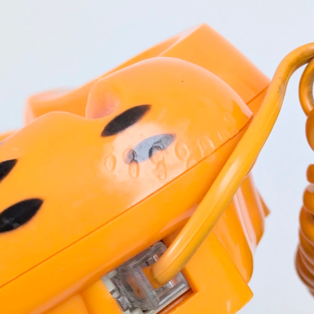 ☆ VINTAGE80' 90'☆【 Garfield ( ガーフィールド ) 】Garfield Telephone / 型番：HA8828(11)P/T / 電話機 〚アメリカン雑貨 アメトイ〛