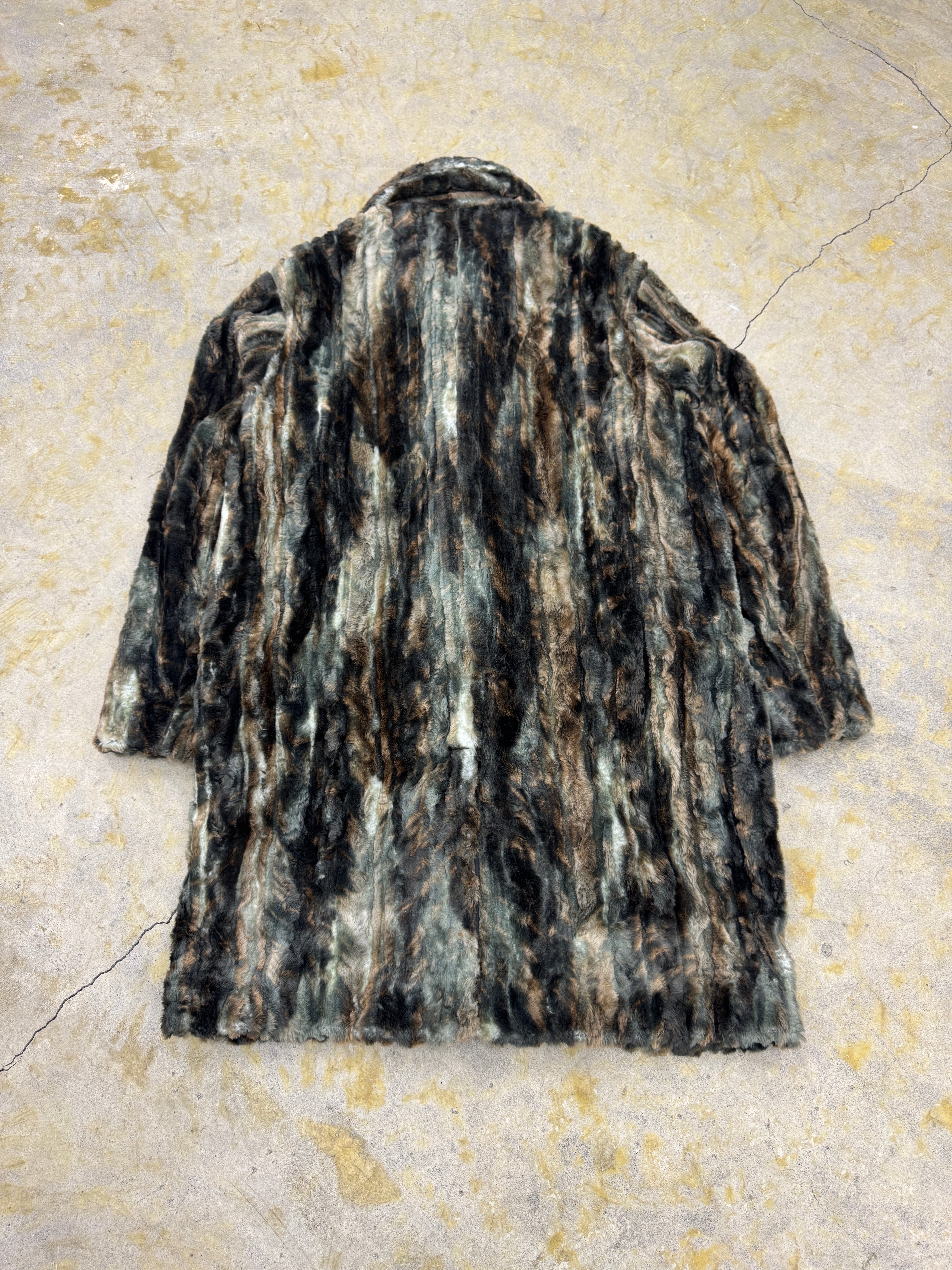 SUGARHILL | FUR COAT | BLACK & GREEN | HOWDAY