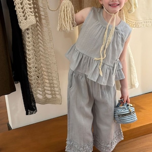 夏フリル裾ベスト＆ボトムスセット