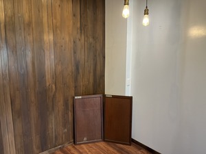 I-13【小さな板戸の引き戸建具】