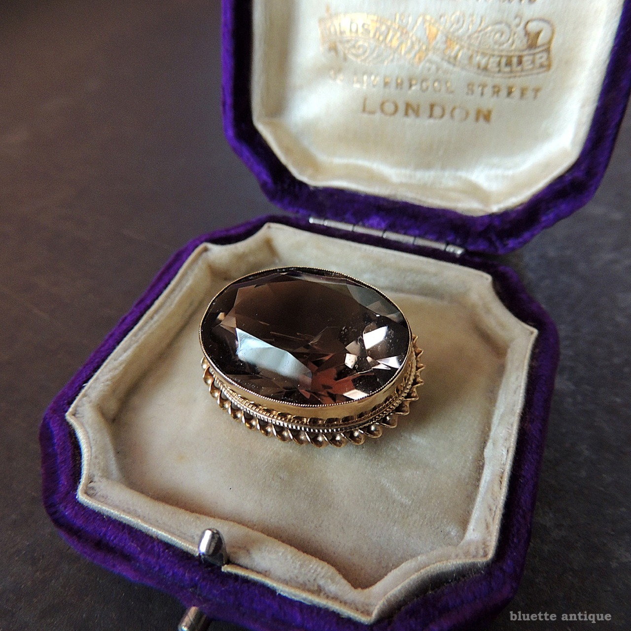 英国ヴィンテージジュエリー 9ctゴールド 天然スモーキークォーツ レースピン ブローチ (ソーティングメモ付)