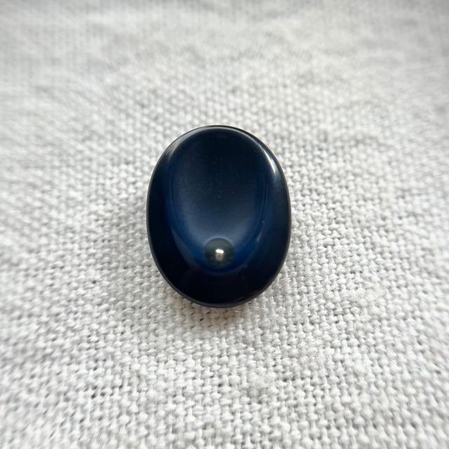 オーバル ネイビー 1粒シルバー 17mm