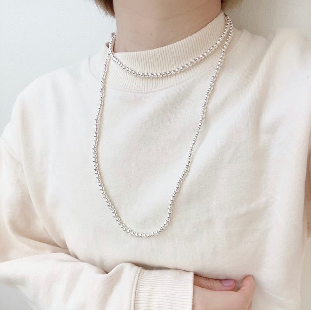 Silver short necklace