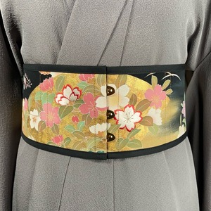コルセット帯（桜刺繍・黒留袖より制作）Corset Obi(Embroidery sakura・Made of Kurotomesode Kimono)