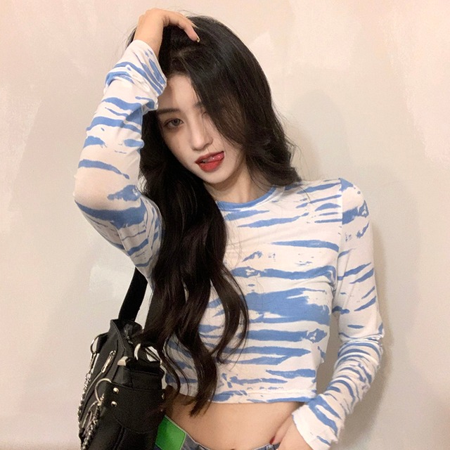 プリント柄ショートスリム長袖スリーブTシャツ ロング ブラックストロベリース67658077615