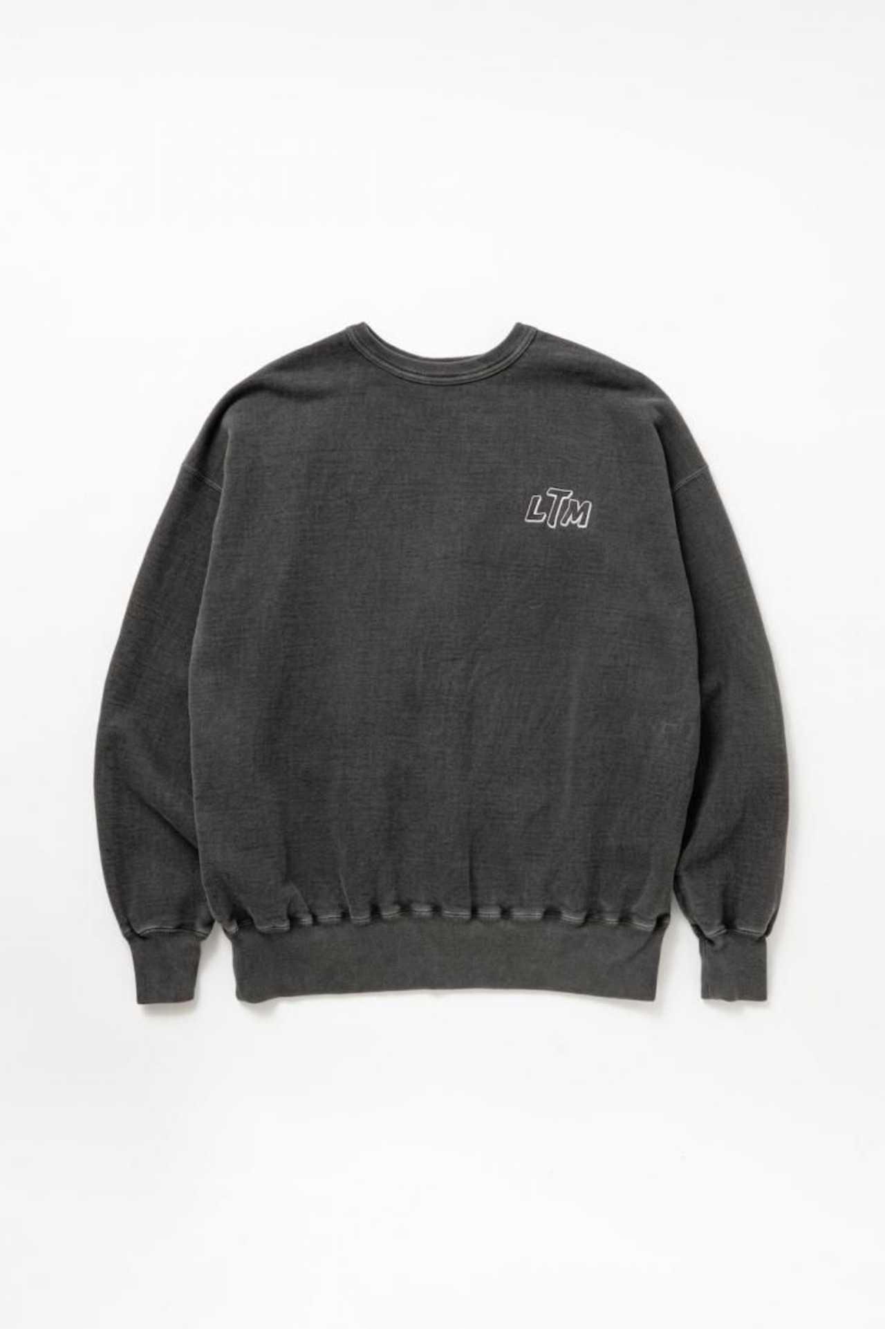 【LASTMAN】EMBROIDERED CREW NECK “LTM’