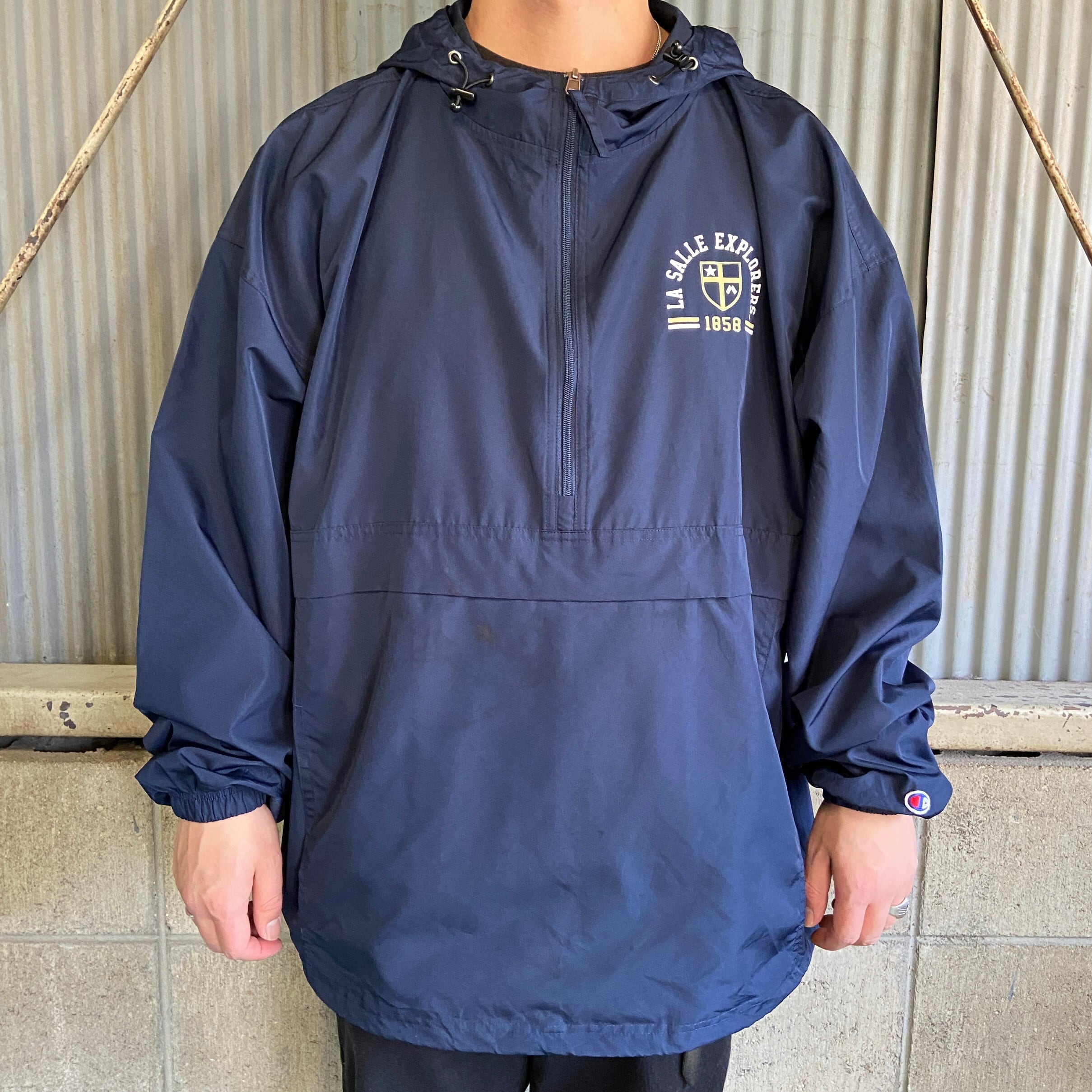 スーパービッグサイズ チャンピオン ハーフジップアノラックパーカー メンズ4XL 古着 Champion ワンポイント ロゴプリント プルオーバー  ポリエステルジャケット ネイビー 紺色 大きいサイズ 【ナイロンジャケット】【3anniv】 | cave 古着屋【公式】古着通販サイト