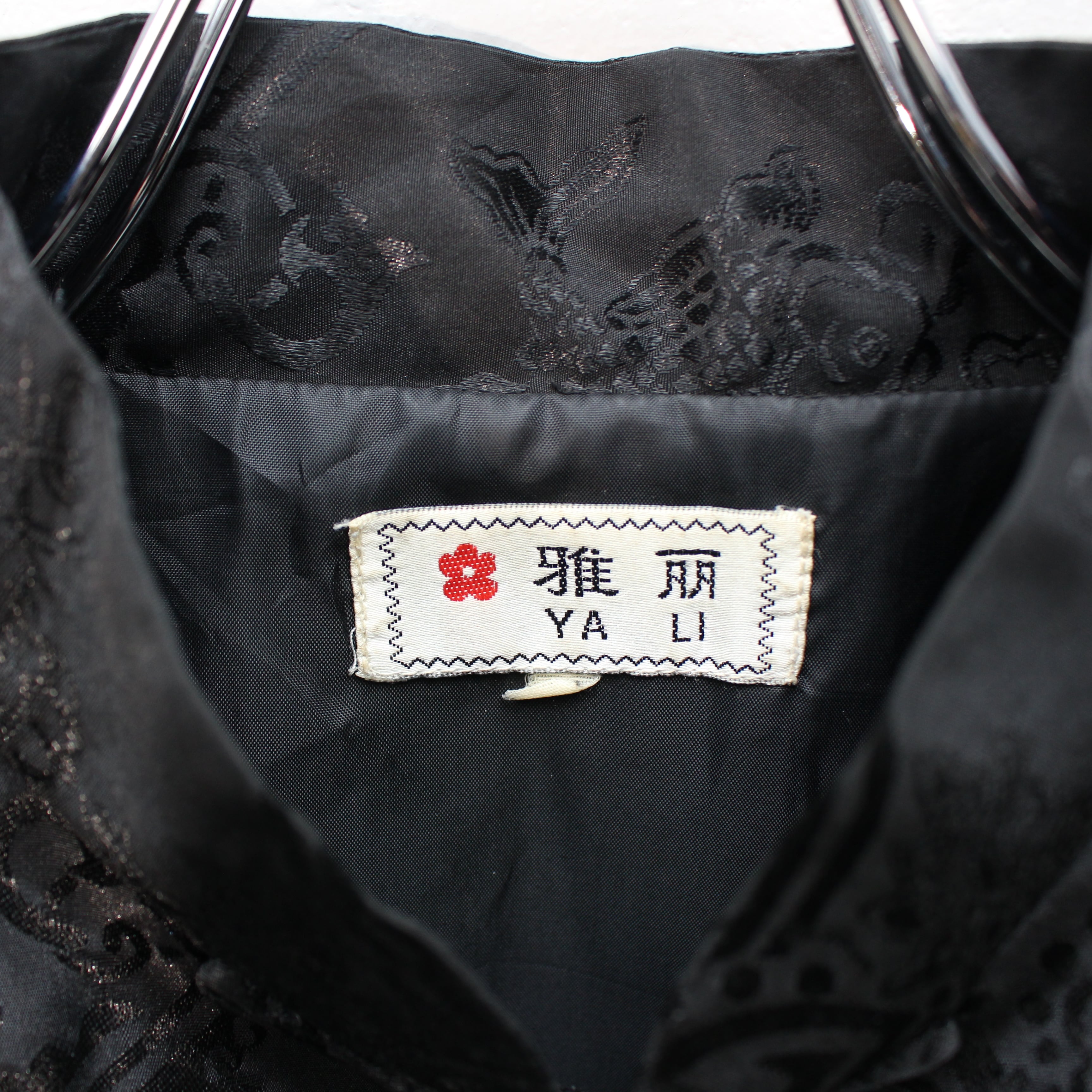 SPECIAL ITEM* USA VINTAGE EMBROIDERY JACQUARD DESIGN CHINA SHIRT