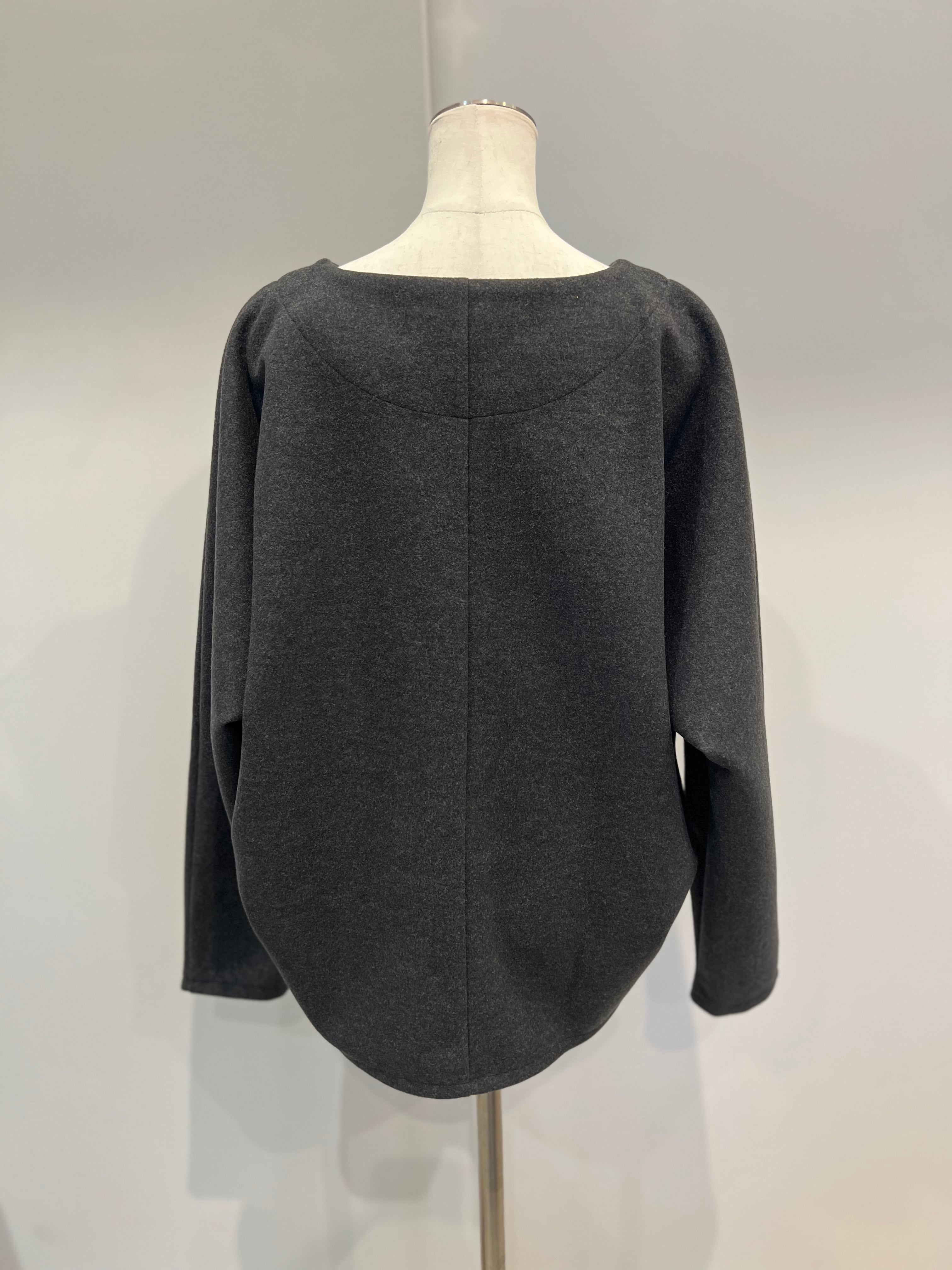 【LEMELANGE】セットアップ可　ストレッチジャージープルオーバー 8551005