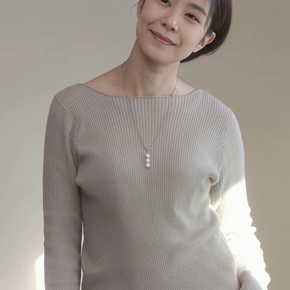 自然体が美しい バロックパール 3粒 ペンダント 淡水パール サージカルステンレス製 / pe-115