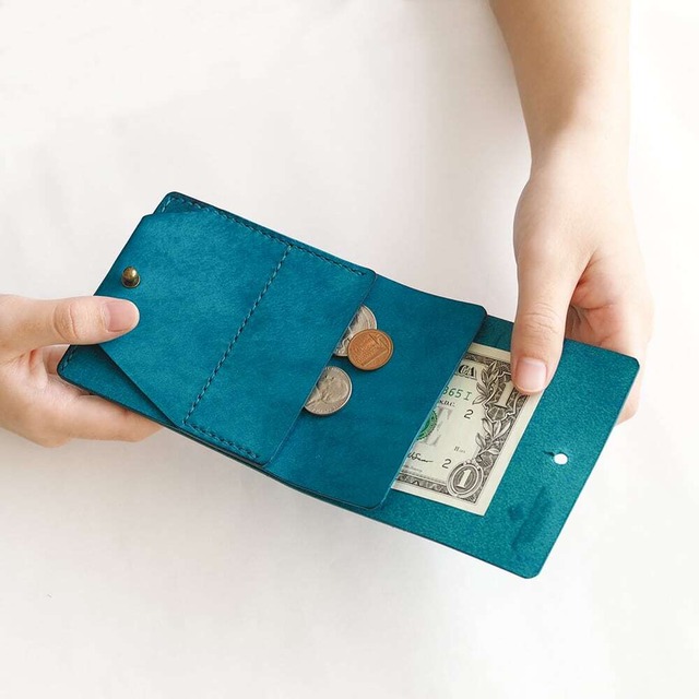 薄い 二つ折り財布 【 ブルー 】 コンパクト ブランド メンズ レディース 鍵 レザー 革 ハンドメイド 手縫い