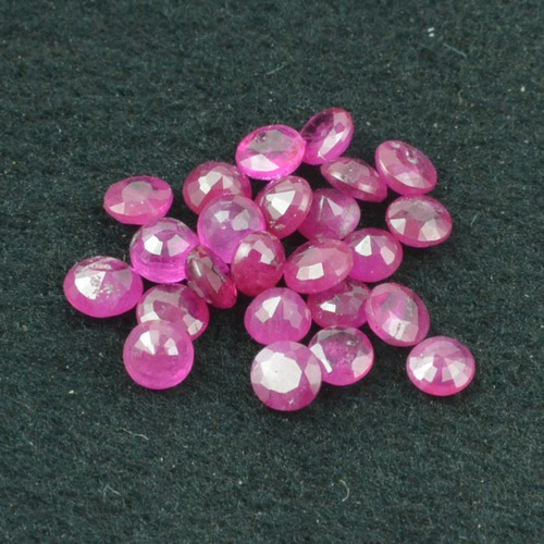 ルビー ラウンドカット 3.0mm