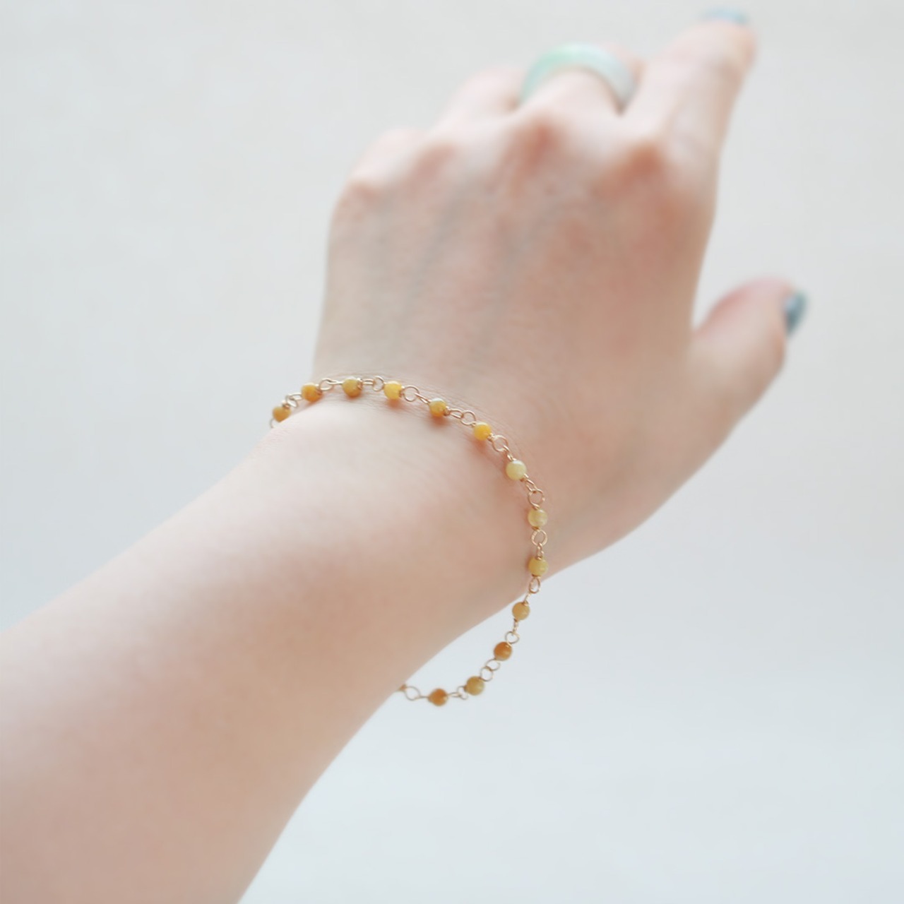 イエロー翡翠がとてつもなくかわいい！  眼鏡留めブレスレット 黄 jade jadeite A貨翡翠 jd_br1000_y