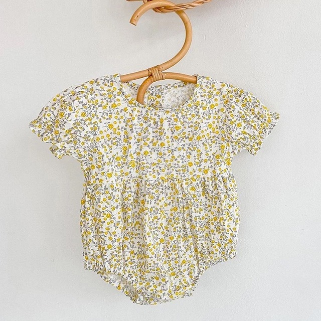 予約3点setフラワーロンパース＆エプロンボンネット