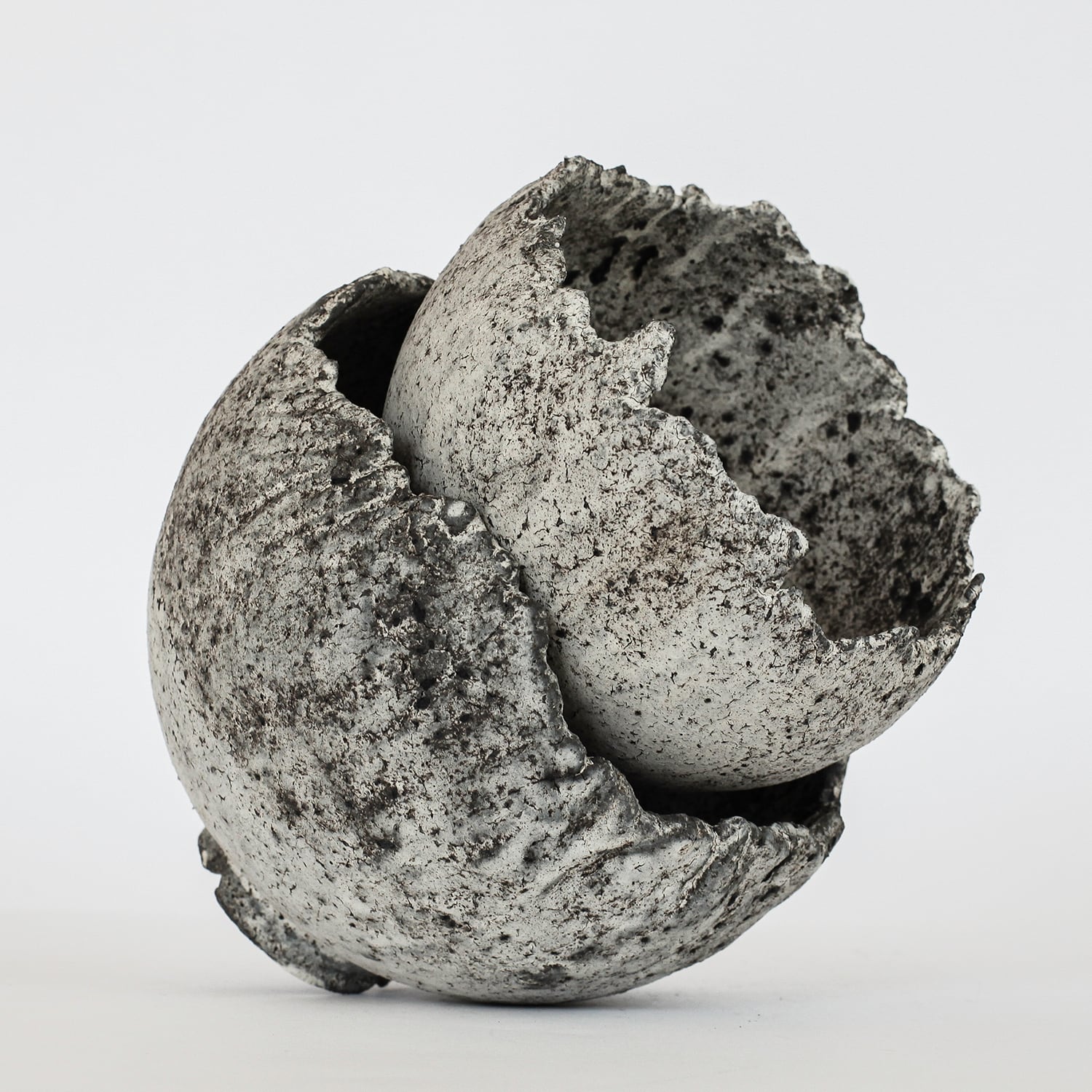 -Erosion- 灰白 “ver. 逹磨” (栁川晶子) amane Erosion- 灰白 “ver. Bowl” (栁川晶子) ※Large A | amane-official