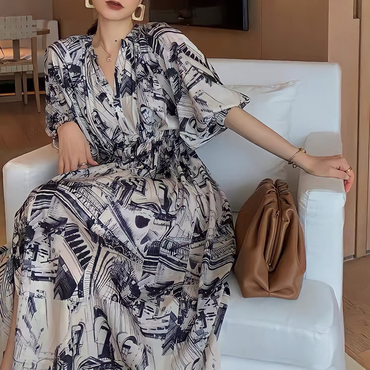 Monotone Retro Print Onepiece 539 Entire Monotone Retro Print Onepiece 539 Entire