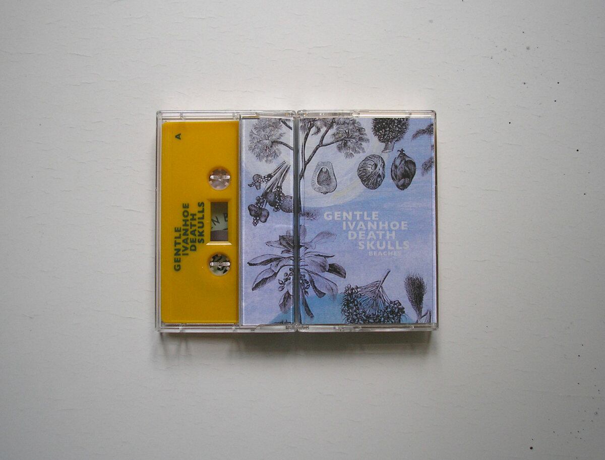 Gentle Ivanhoe Death Skulls / Beaches（70 Ltd Cassette）