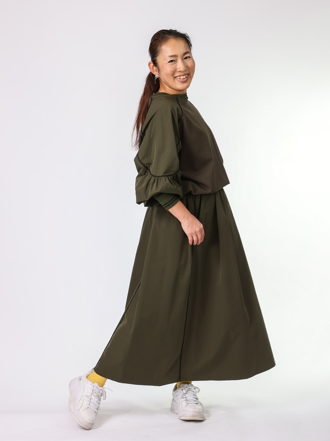 Mylanka(パイピングギャザースカート)