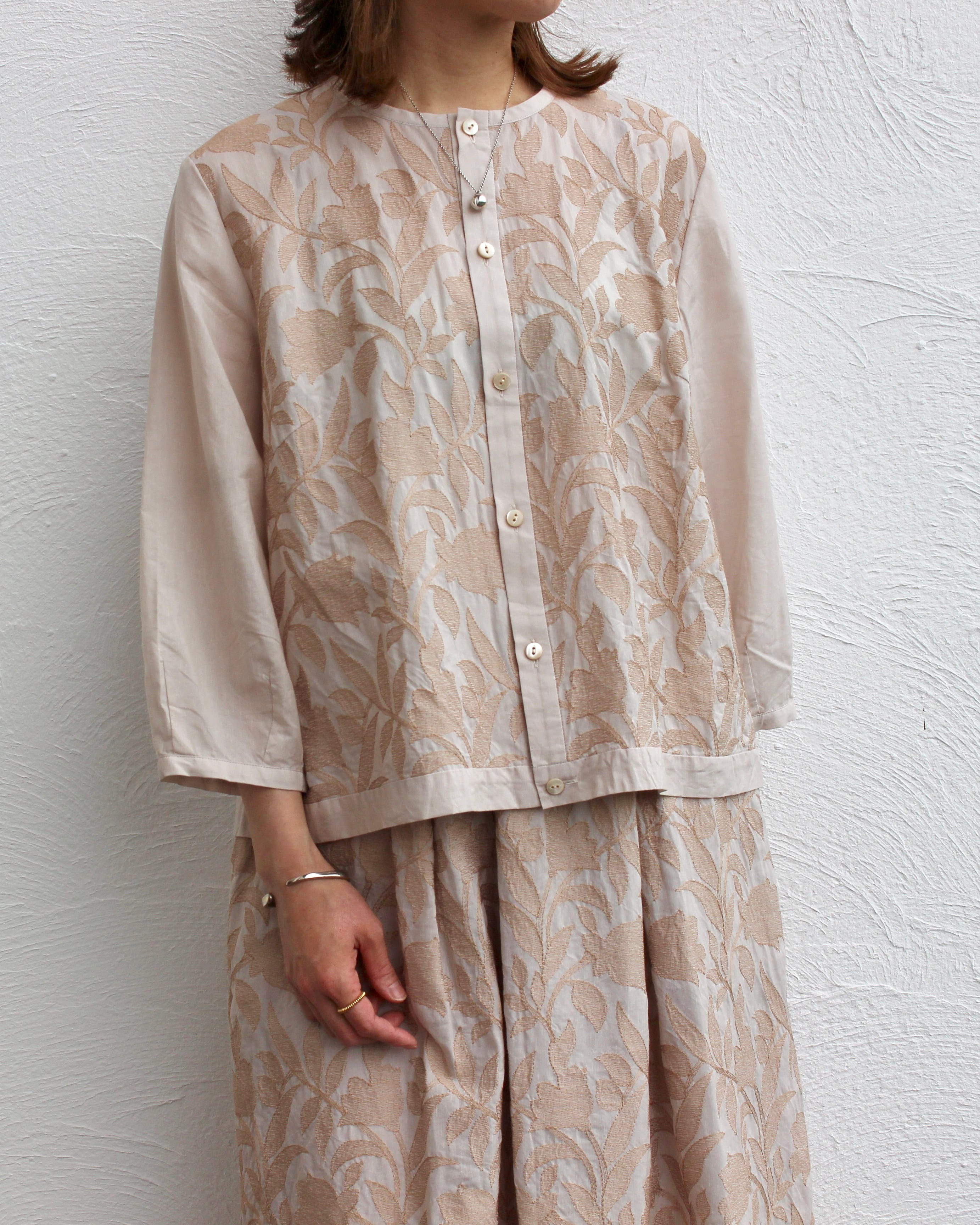 KEIHayamaPLUS/embroidery blouse