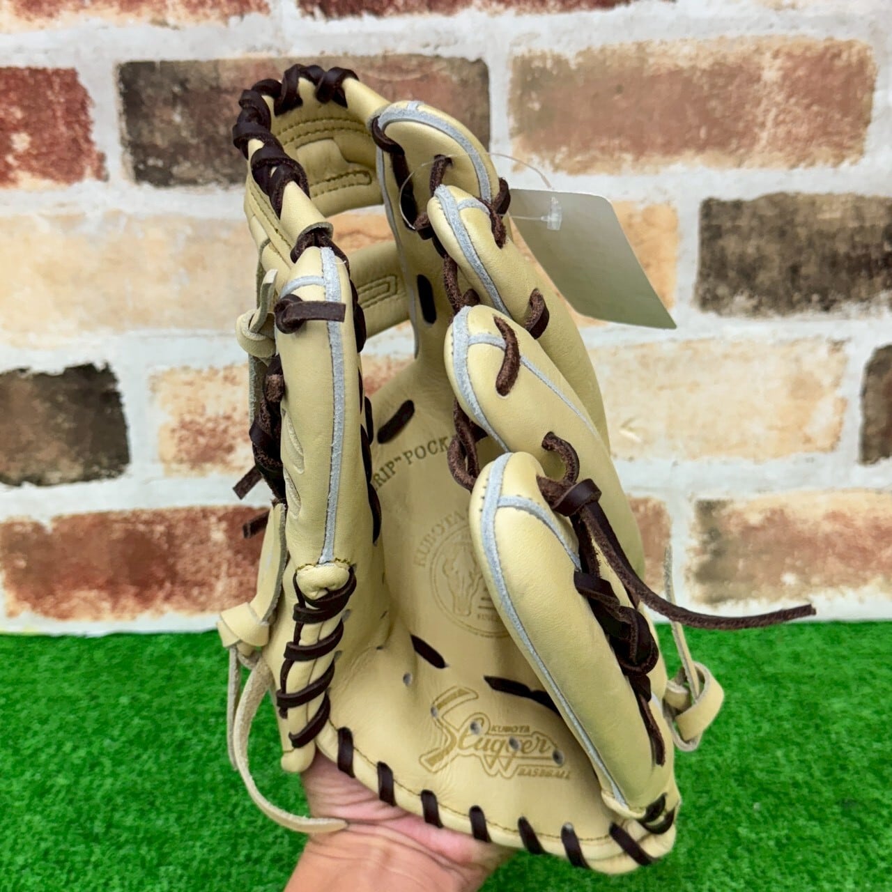 型付け済み】久保田スラッガー T51 軟式グラブ 内野手用 | バンダイ