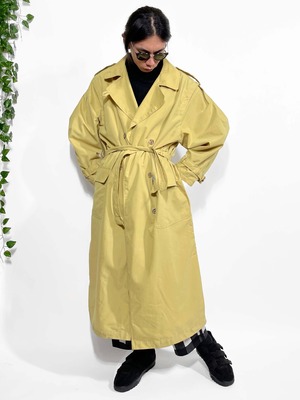 80s mustardcolor over silhouette design coat