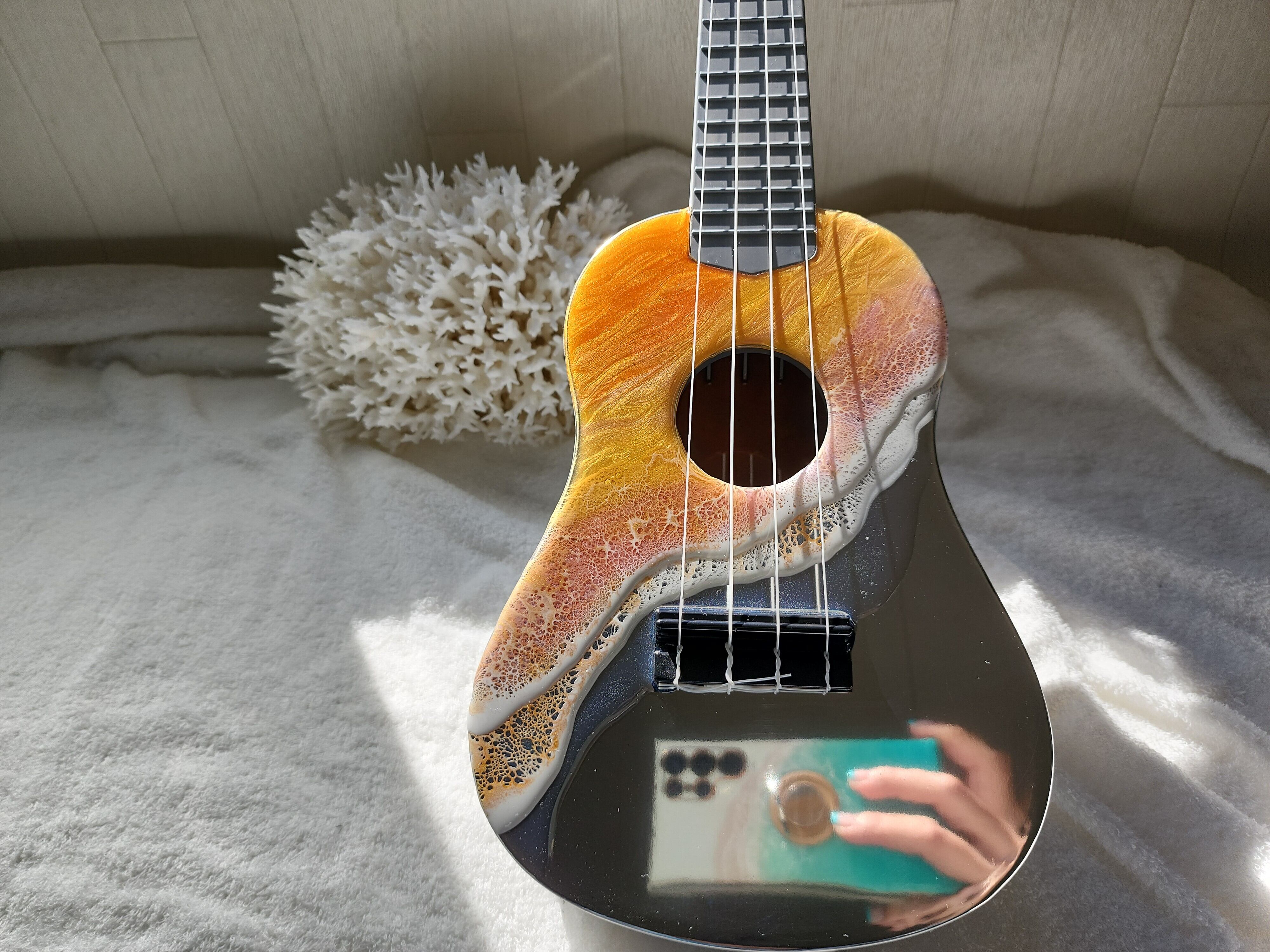 192.オーシャンレジンアート ウクレレ (サンセット) | Leaf Edgez