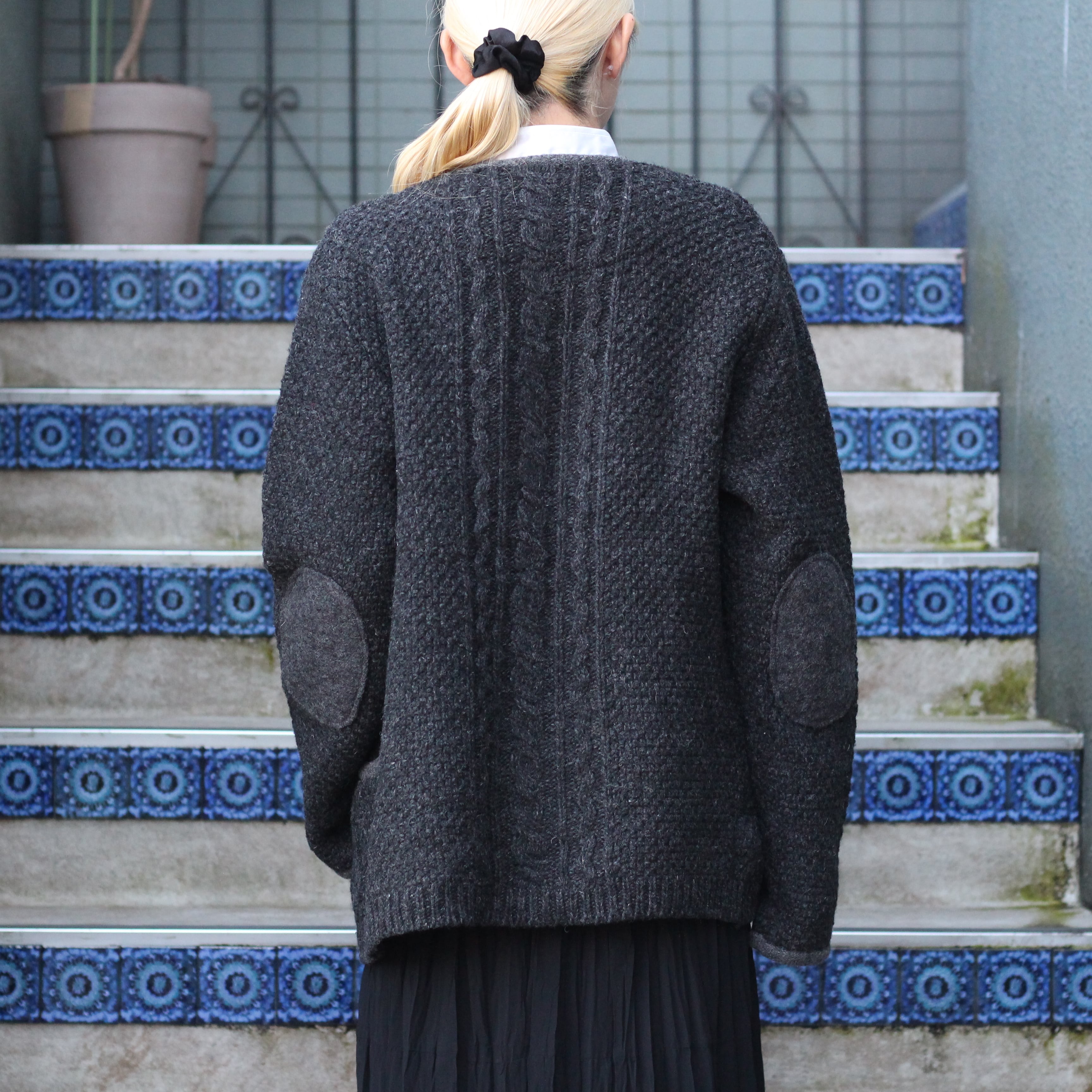 EU VINTAGE WOOD BUTTON DESIGN TYROLEAN KNIT CARDIGAN/ヨーロッパ