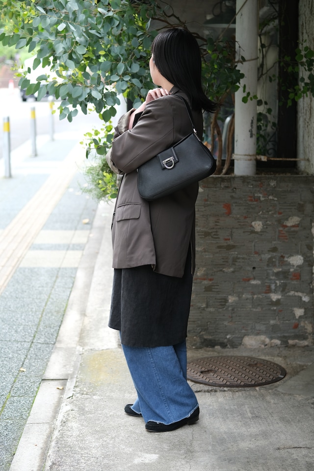 IORI/"Salvatore Ferragamo" one shoulder bag/ Gancini/