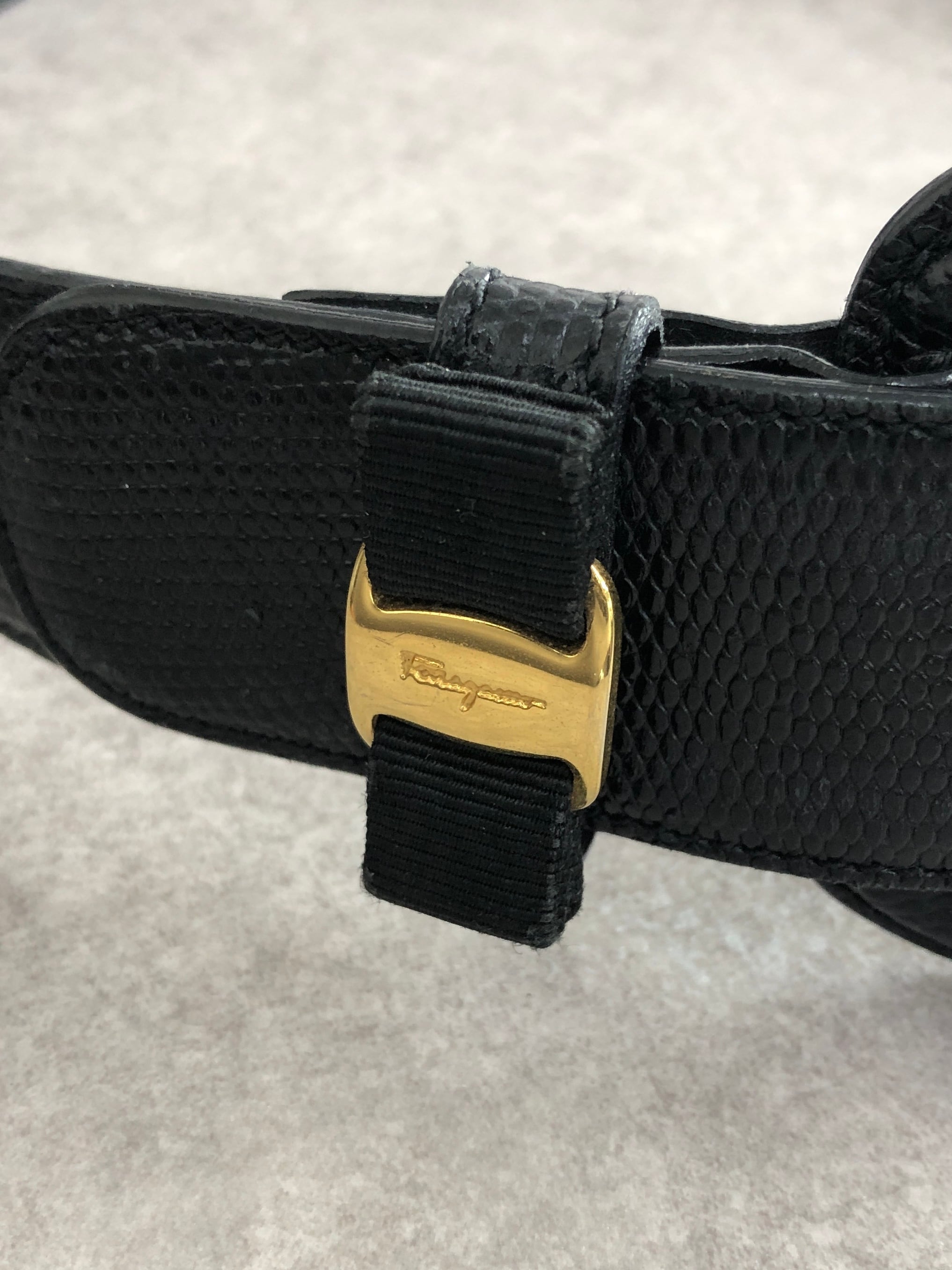 Salvatore Ferragamo フェラガモ ヴァラリボン レザー ベルト ブラック
