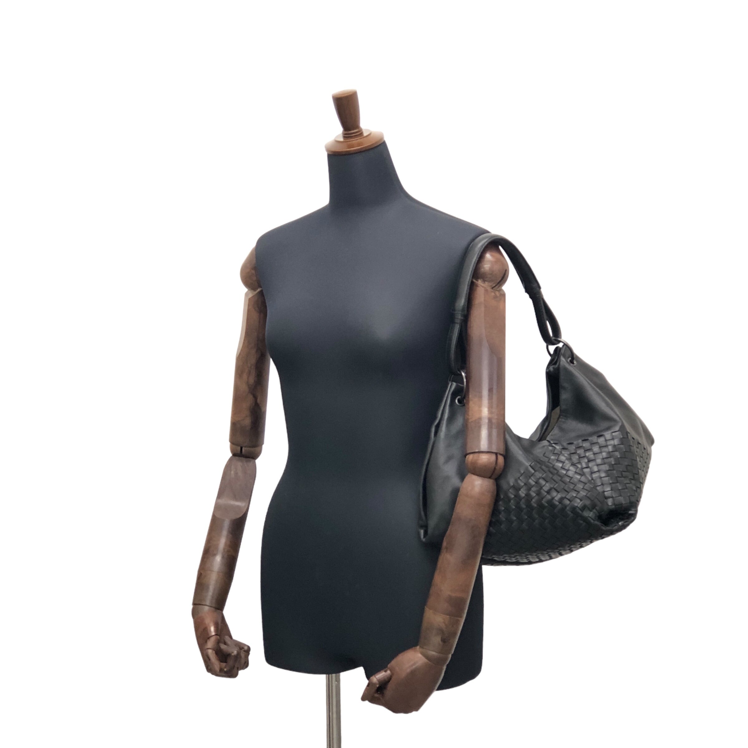 Bottega Veneta ボッテガ・ヴェネタ ショルダーバッグ ブラック レザー