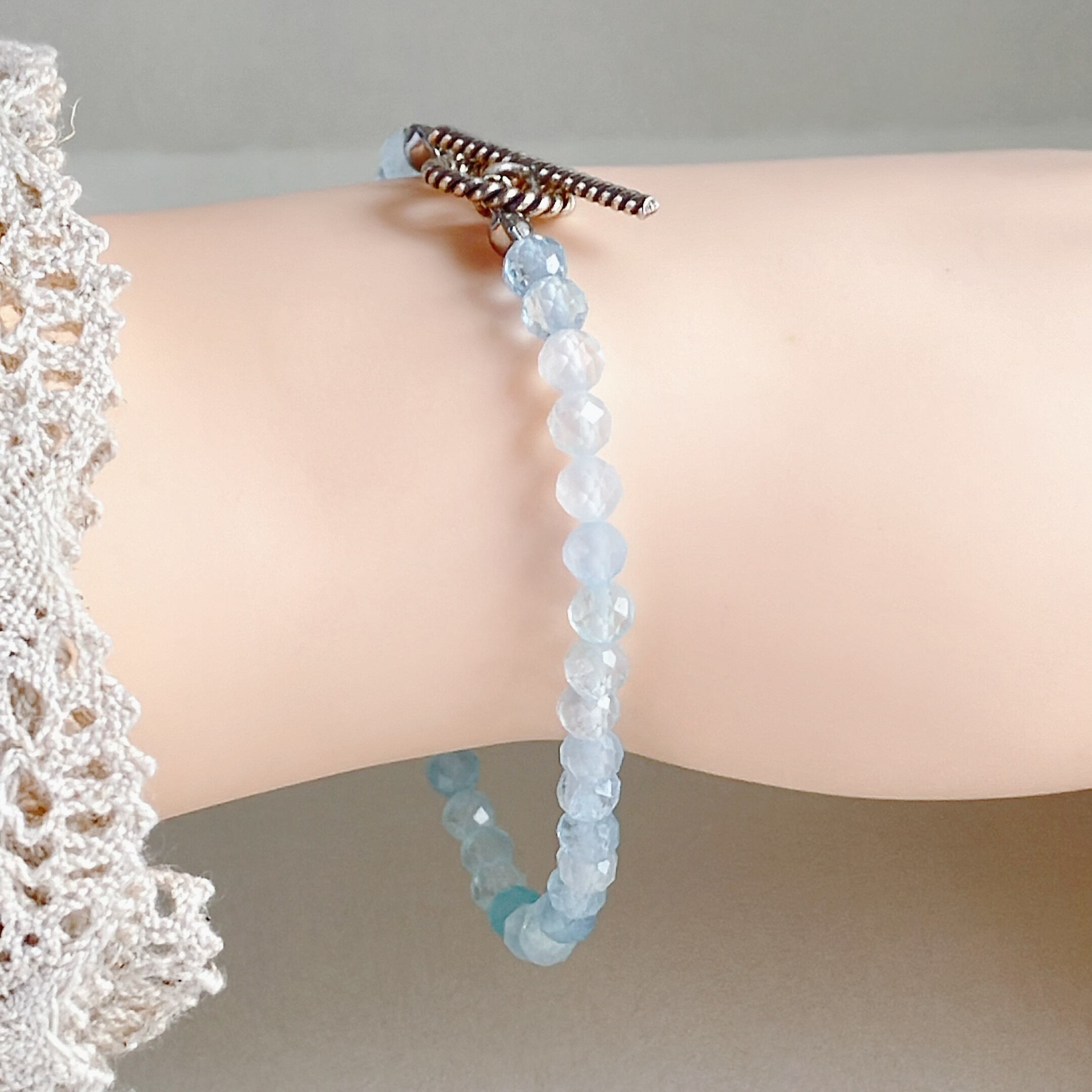 アクアマリンカレンシルバーブレスレット Aquamarine Karen Silver