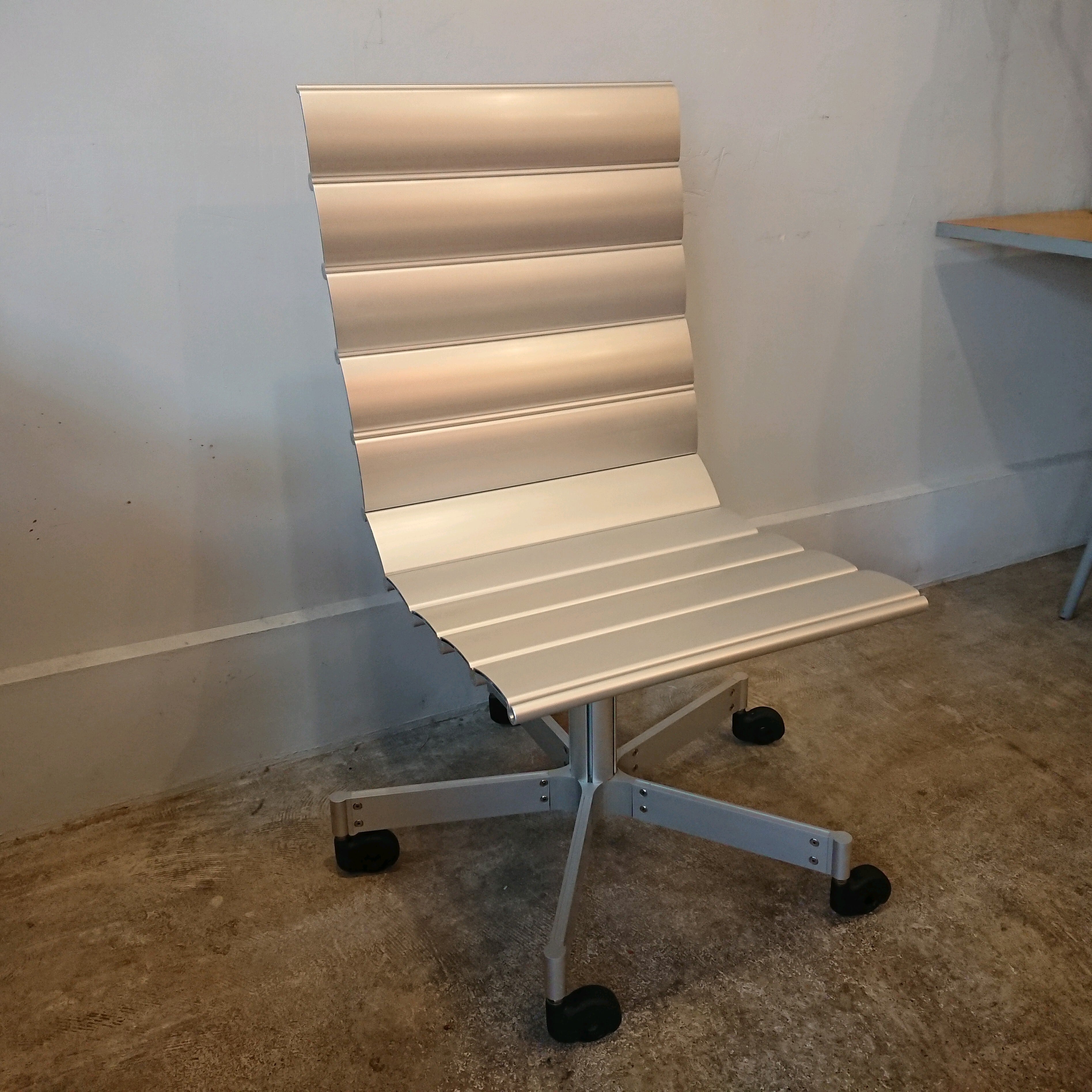 ecoms "S Chair" アルミ成形モジュールチェア 山中俊治 ②   coshiki