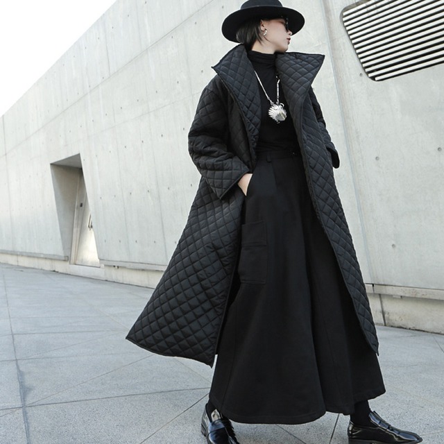 冬コート モード系 コート キルティング 大人ゴシック サイドスリット入り 通勤