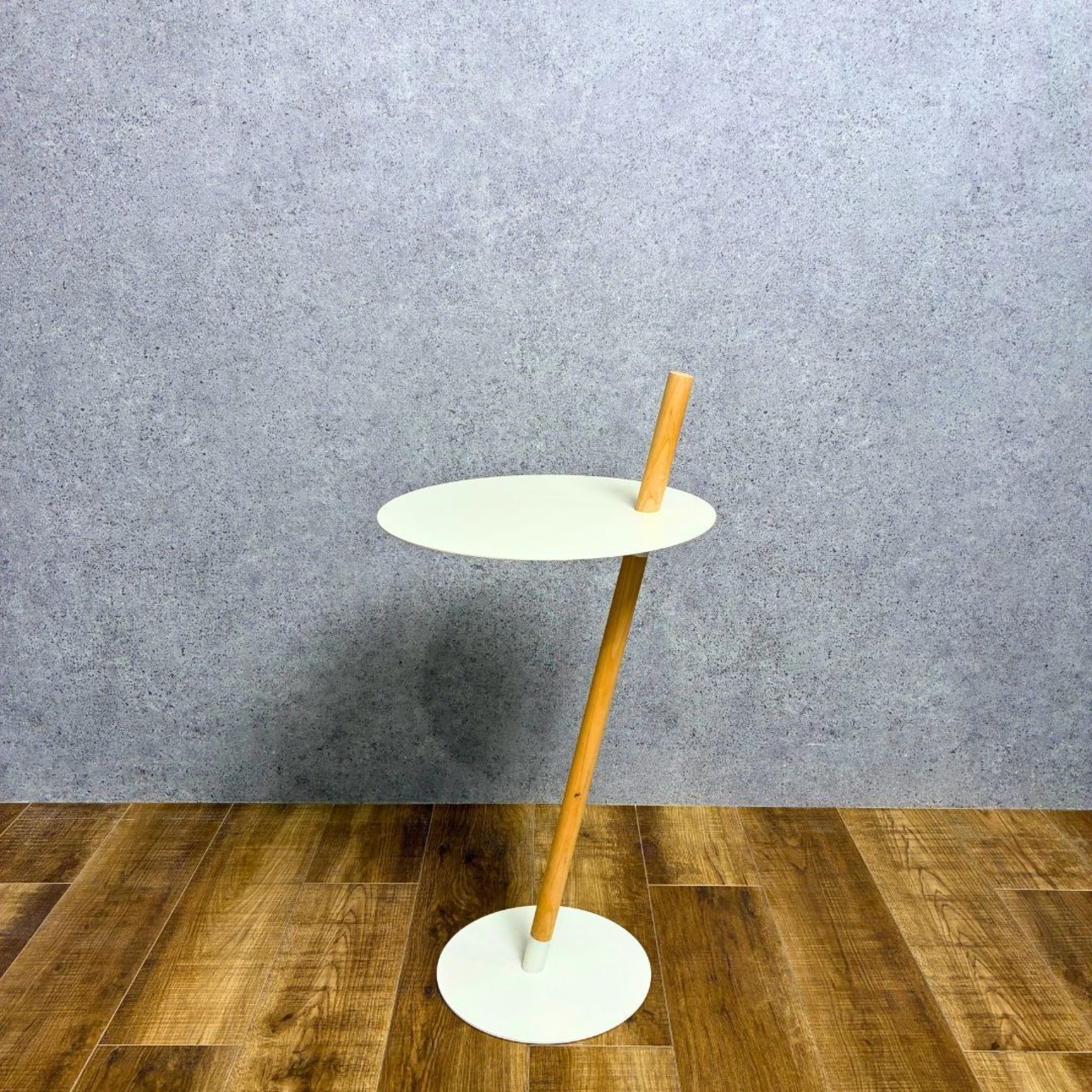 DUENDE デュエンデ TUBE&ROD チューブ&ロッド サイドテーブル カジュアルモダン ホワイト系【中古】【160サイズ】