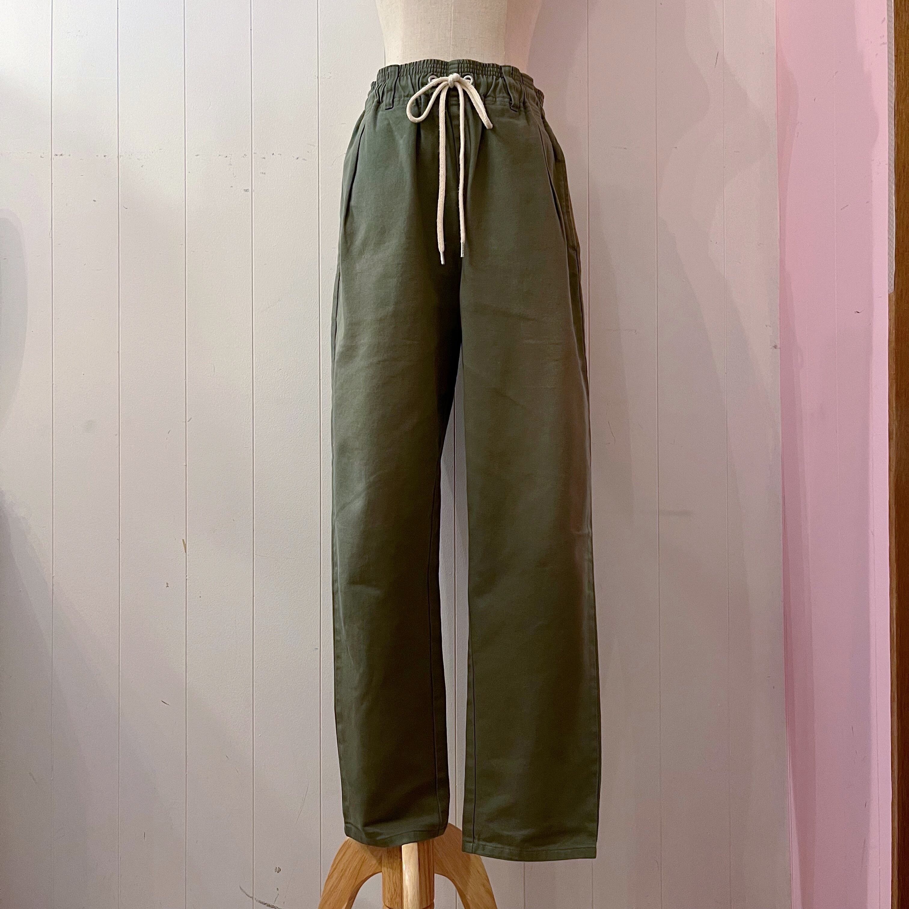 khaki string tapered pants