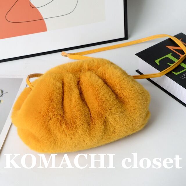 【送料無料】 ファーショルダーバッグ ファーポーチバッグ フェイクミンク 韓国 レディース オルチャン 黒 ブラック 白 ホワイト 茶色 ブラウン ベージュ グレー ピンク 黄色 イエロー 緑 グリーン カラバリ クラウドクリップバッグ プリーツショルダー クロスボディバッグ ハンドバッグ 小さめ 普段使い デイリーユース デート お呼ばれ 秋 冬 もこもこ ふわふわ コーデ パーティ イベント ライブ かわいい オシャレ おしゃれ フェミニン キュート ポップ インスタ映え