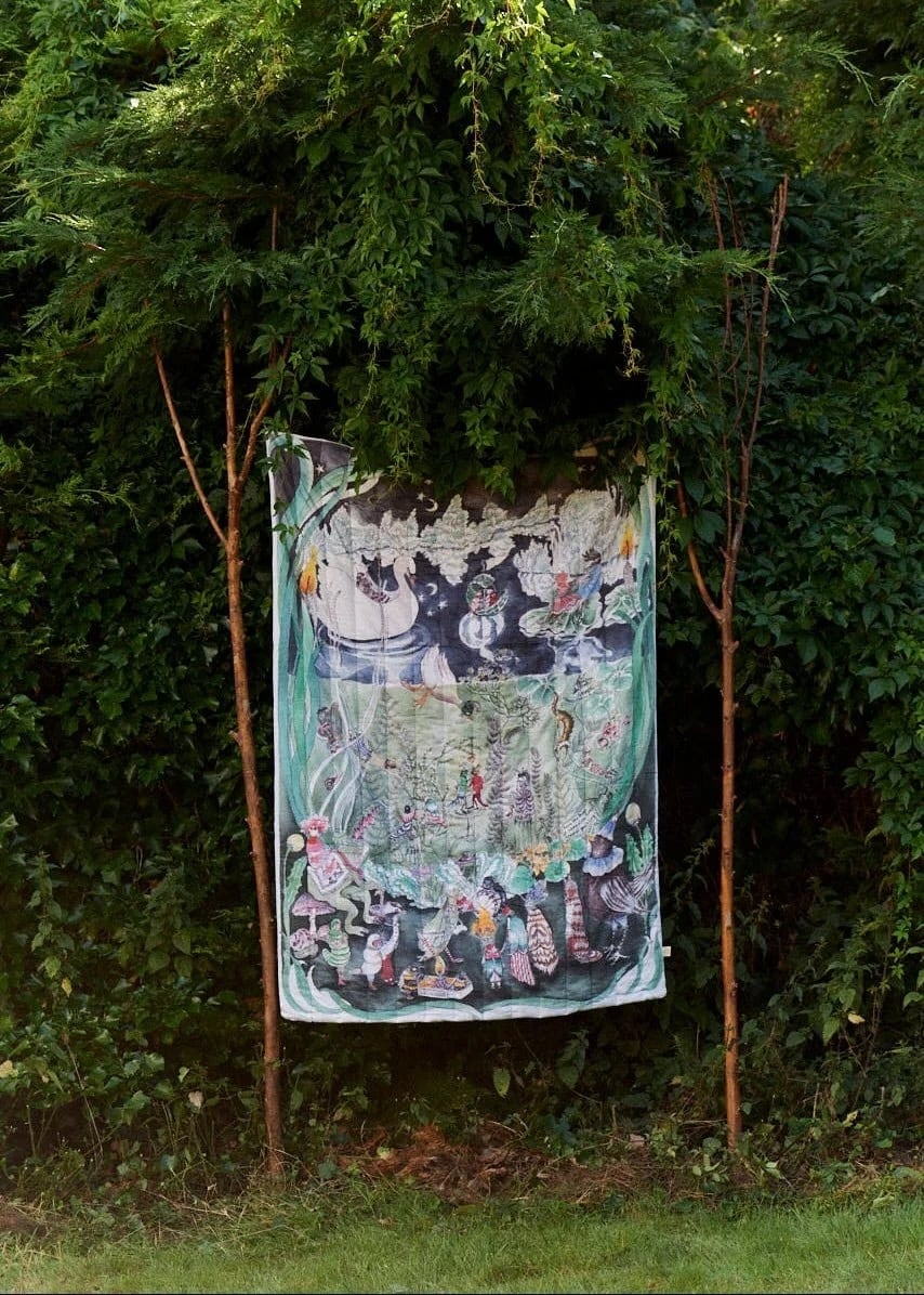【 FORIVOR 】Quilted Blankets / 140 X 200cm / The Pond Dance(池の踊り)
