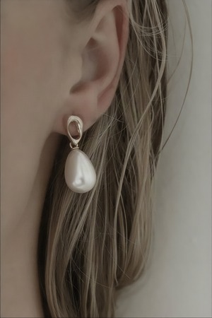 STUDIO BRIDE BY A.B.ELLIE  Gilded Pearl Drop ブライダルピアス