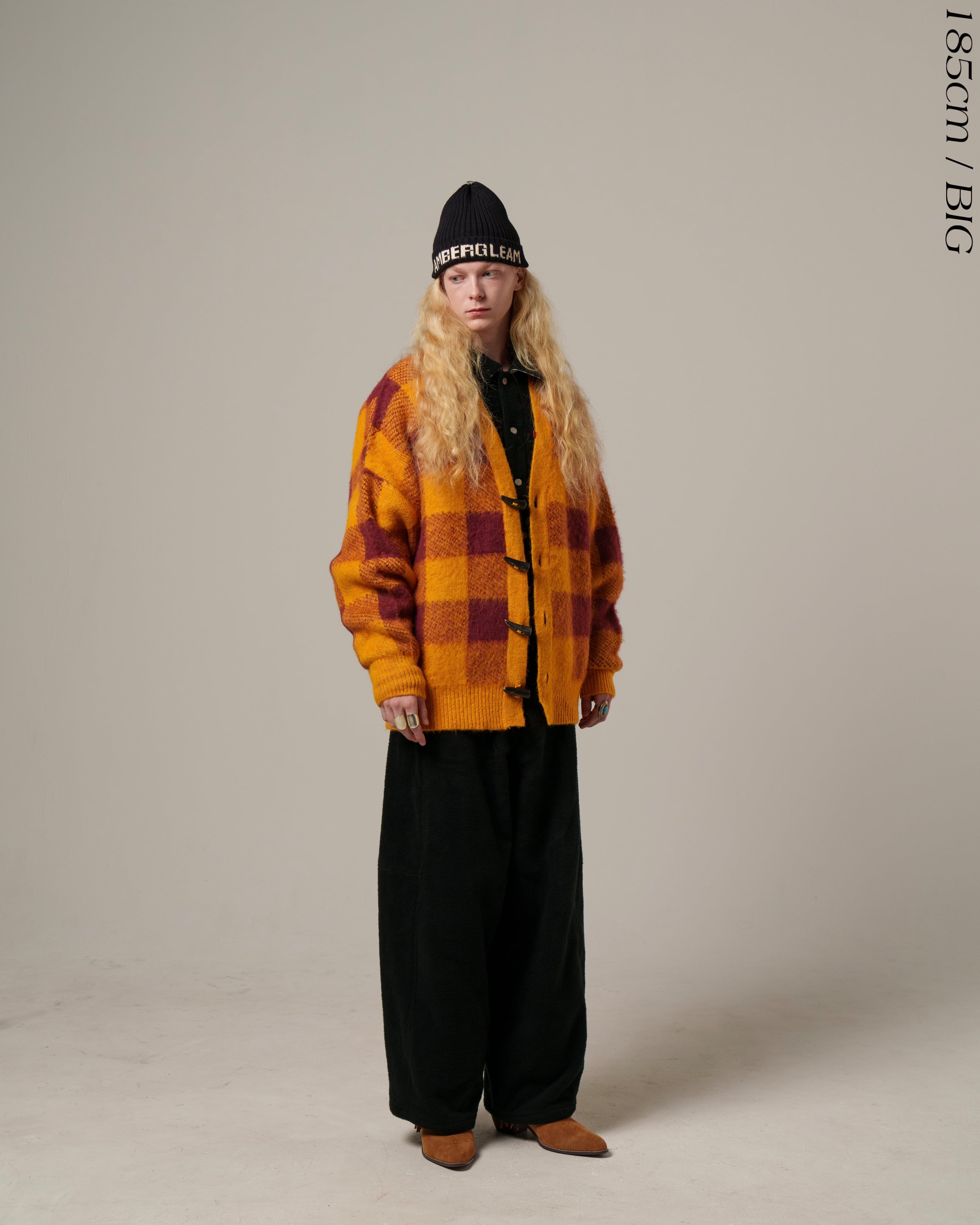 Moist Touch Knit Cardigan / Honey | AMBERGLEAM